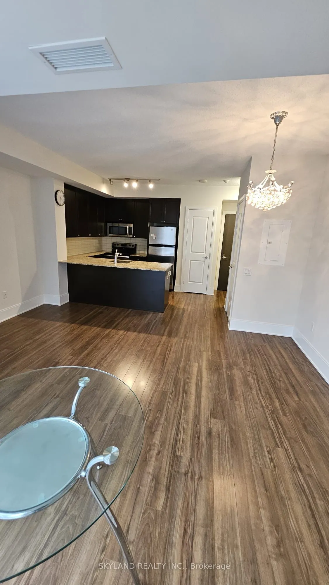 560 FRONT Street, #315