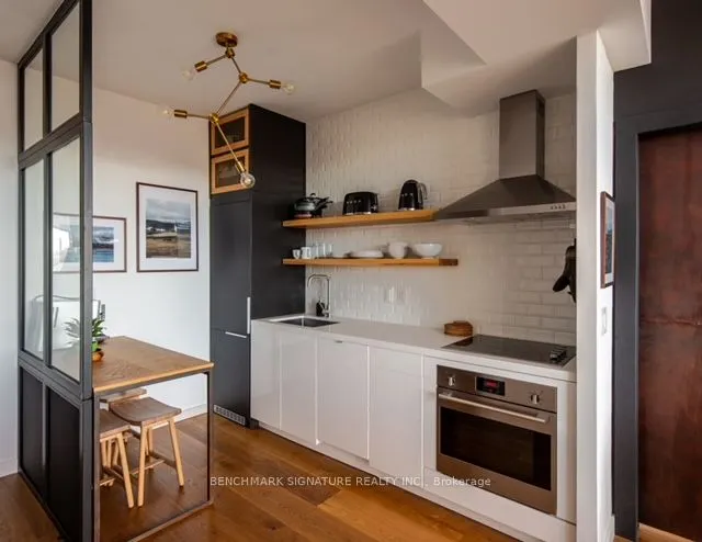 36 Lisgar Street, #PH17E
