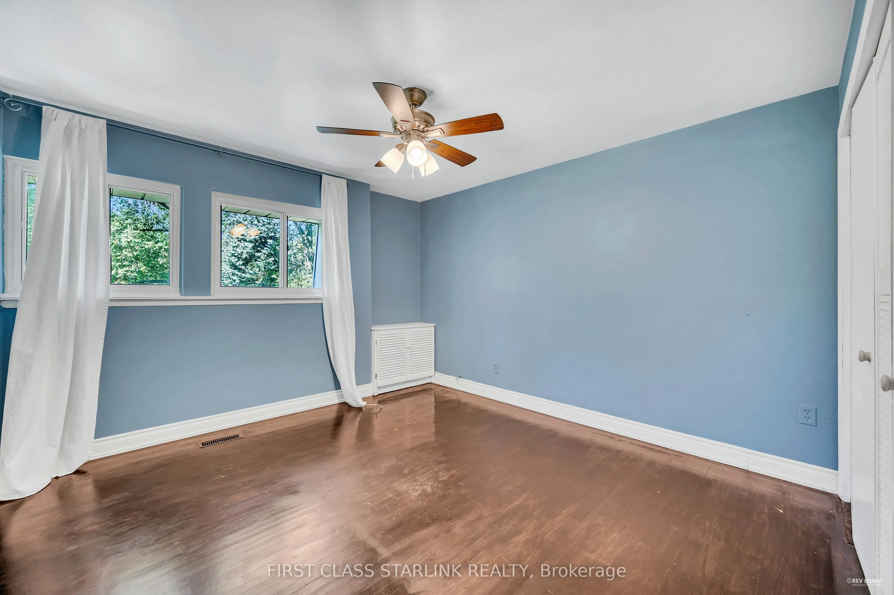 102 George Henry Boulevard, #Unit#16