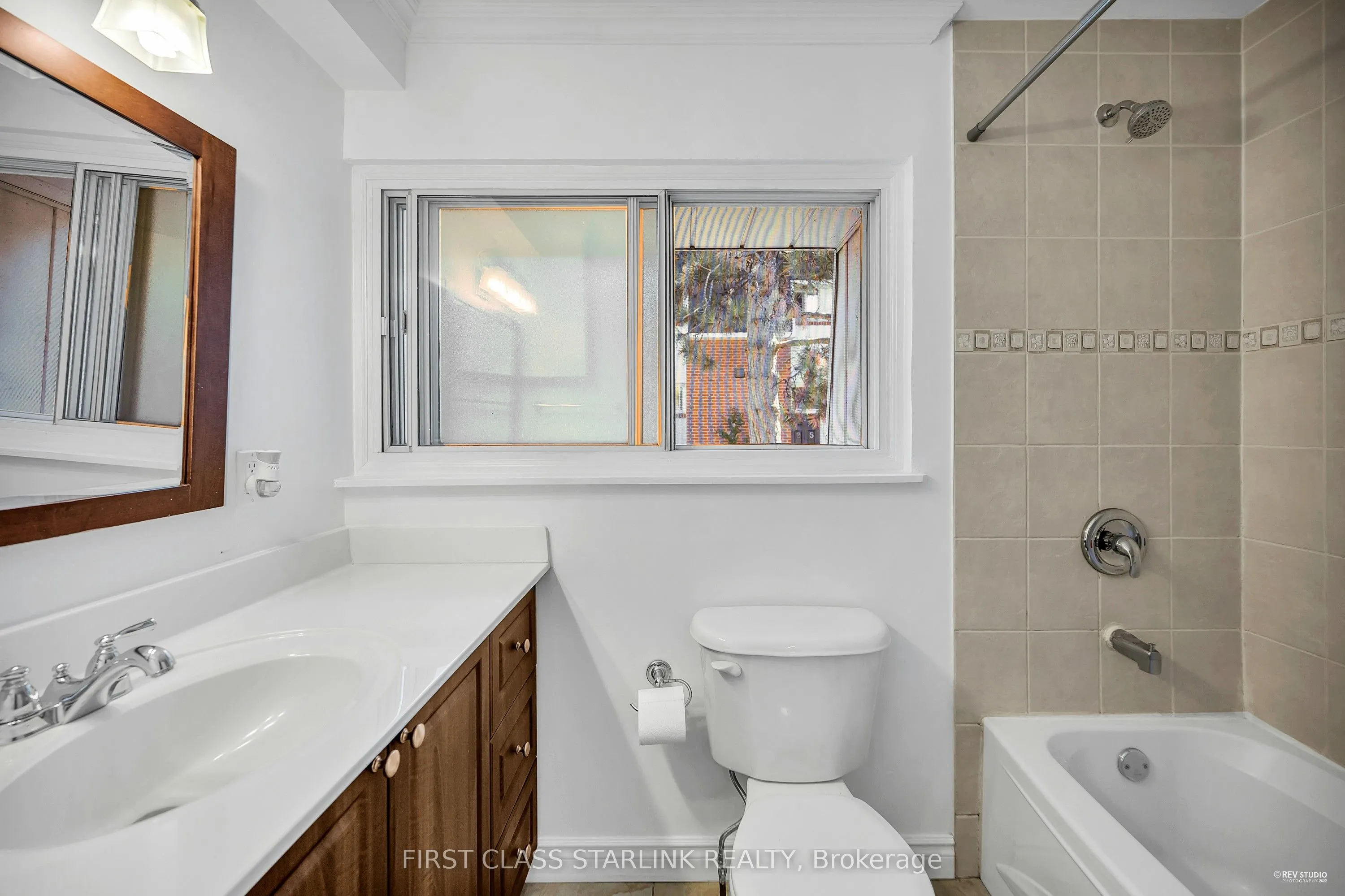 102 George Henry Boulevard, #Unit#16