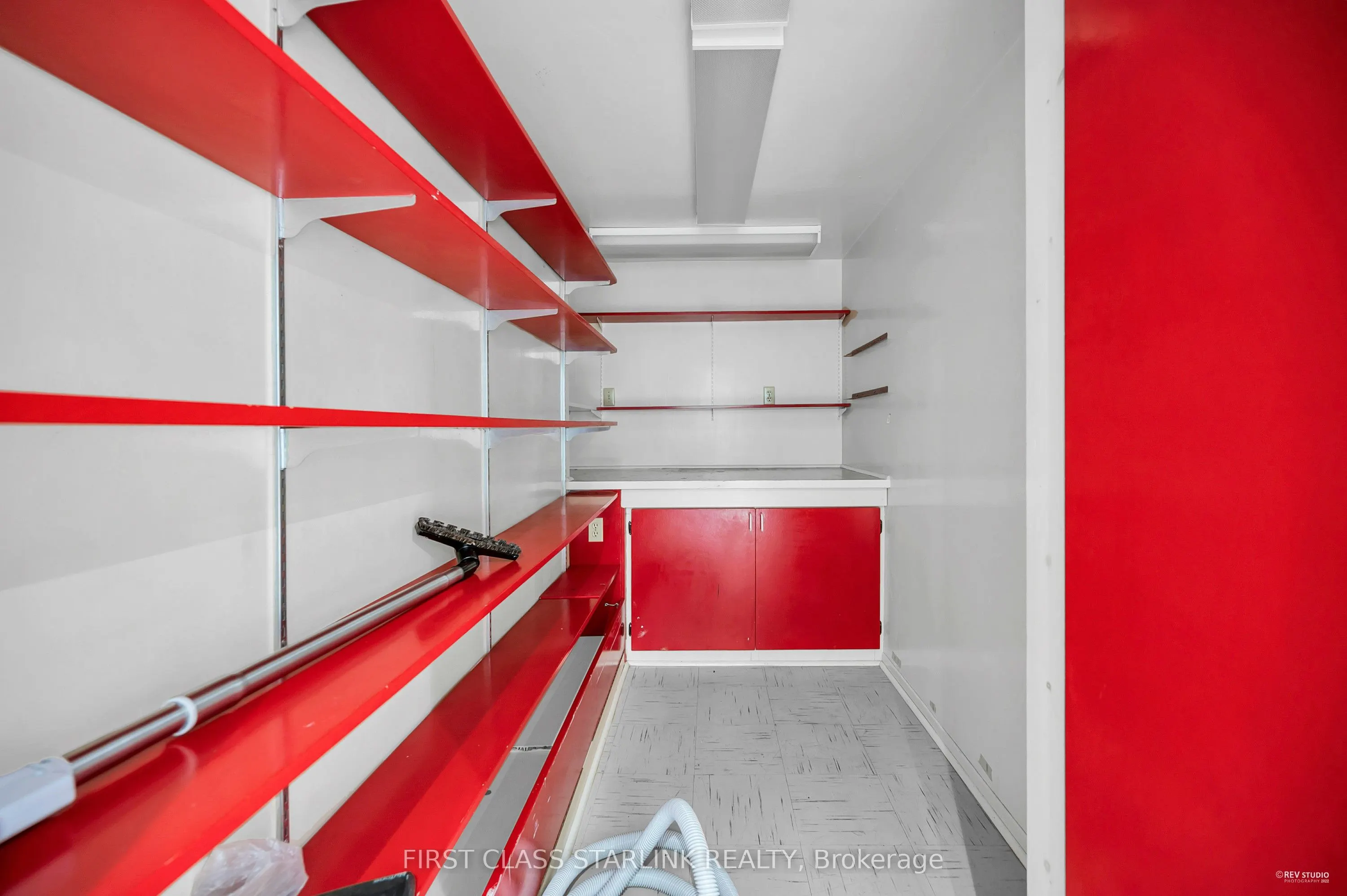 102 George Henry Boulevard, #Unit#16
