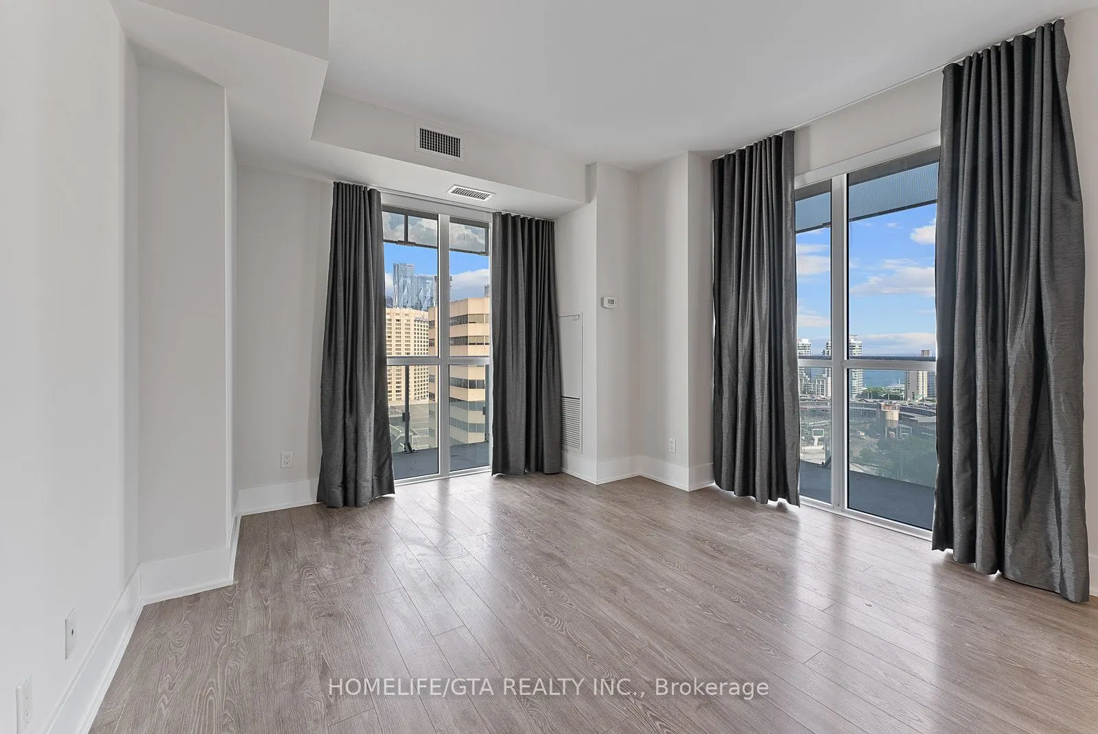 300 Front Street, #1811