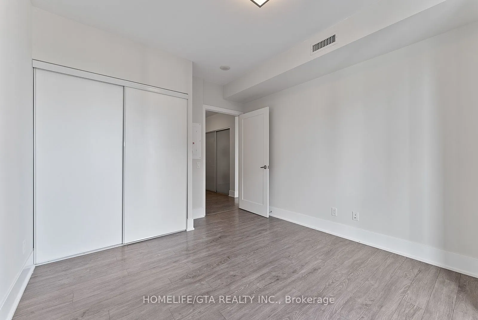 300 Front Street, #1811