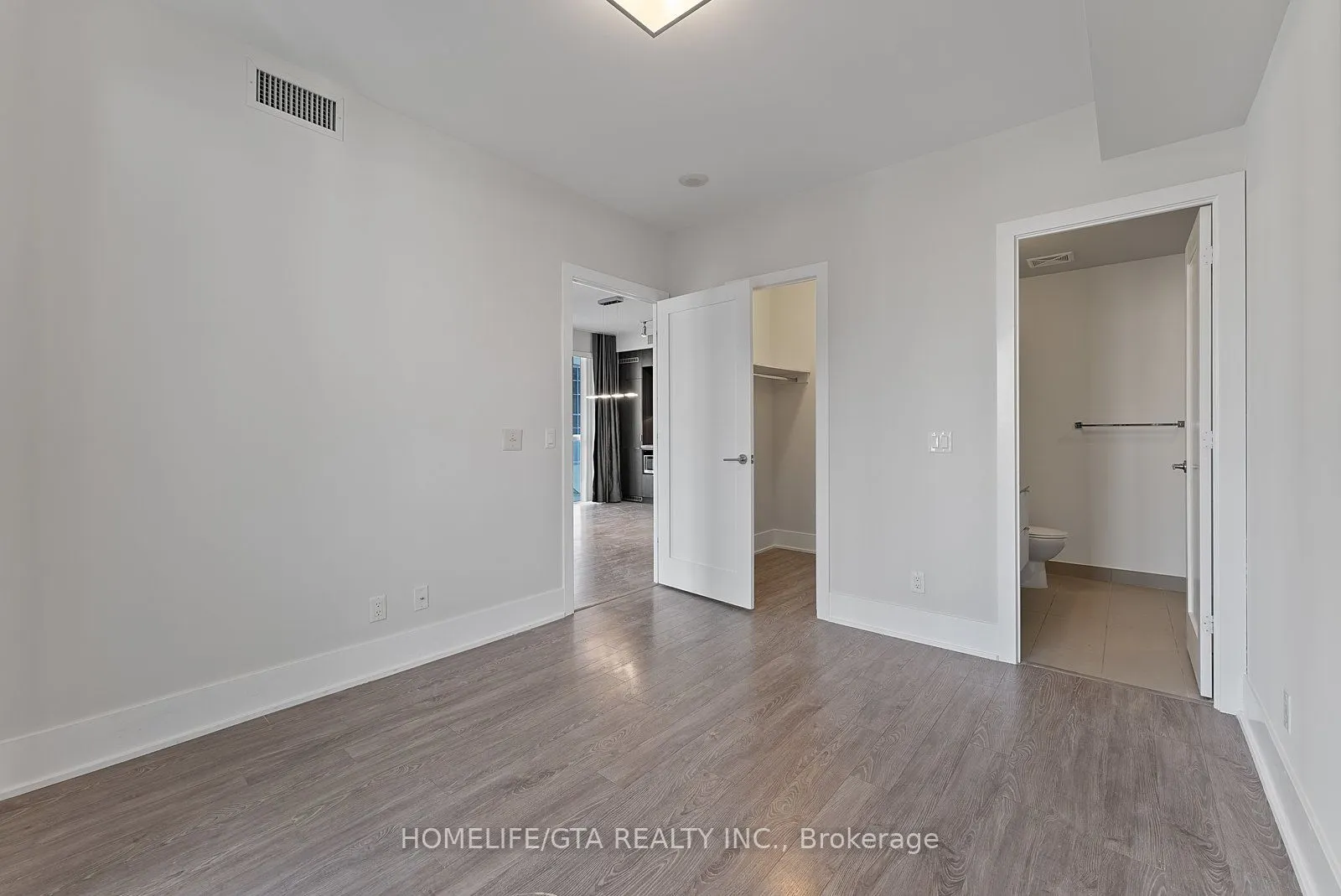 300 Front Street, #1811