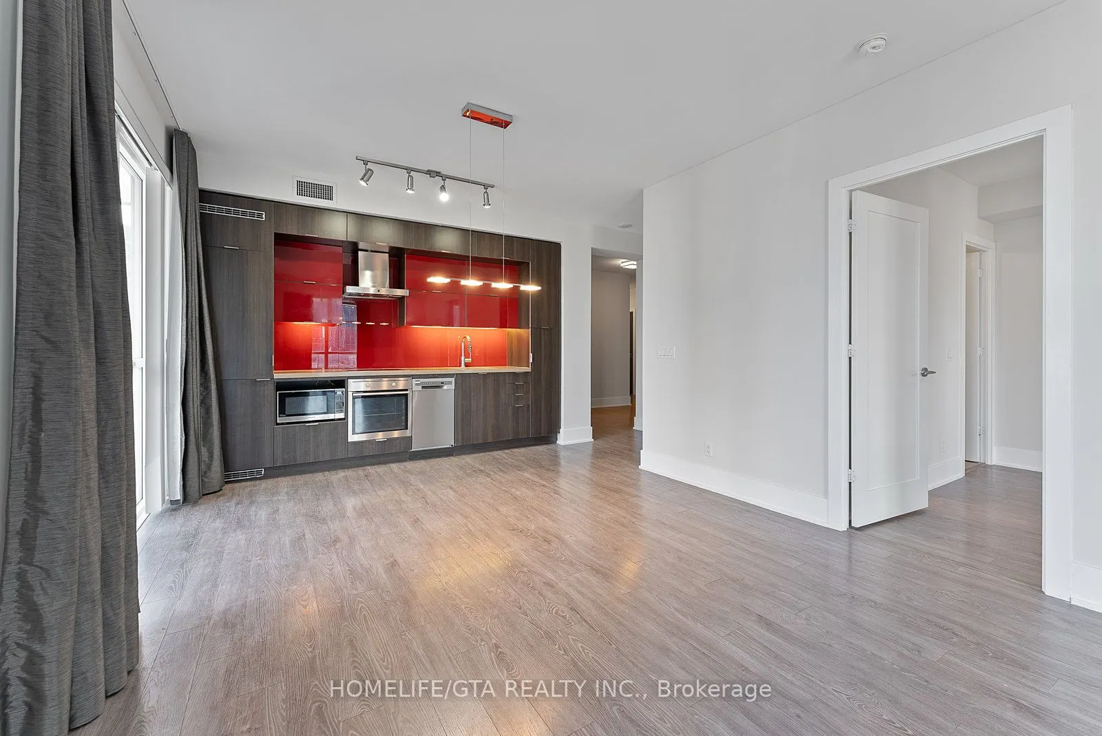 300 Front Street, #1811