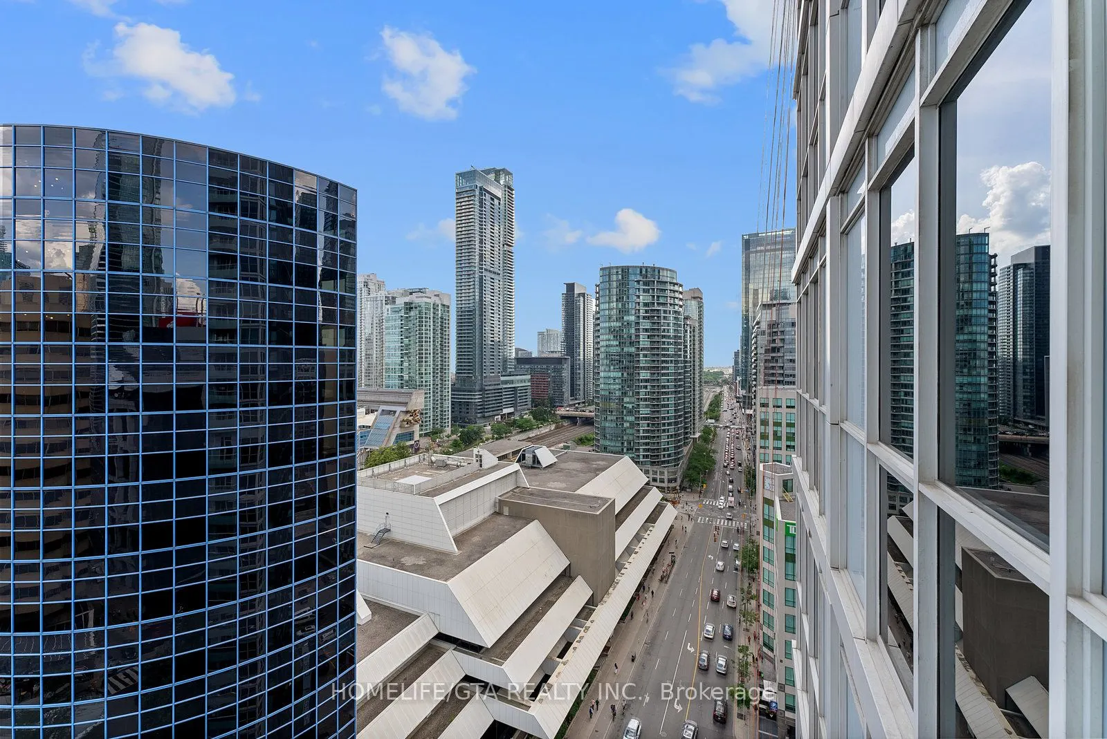 300 Front Street, #1811