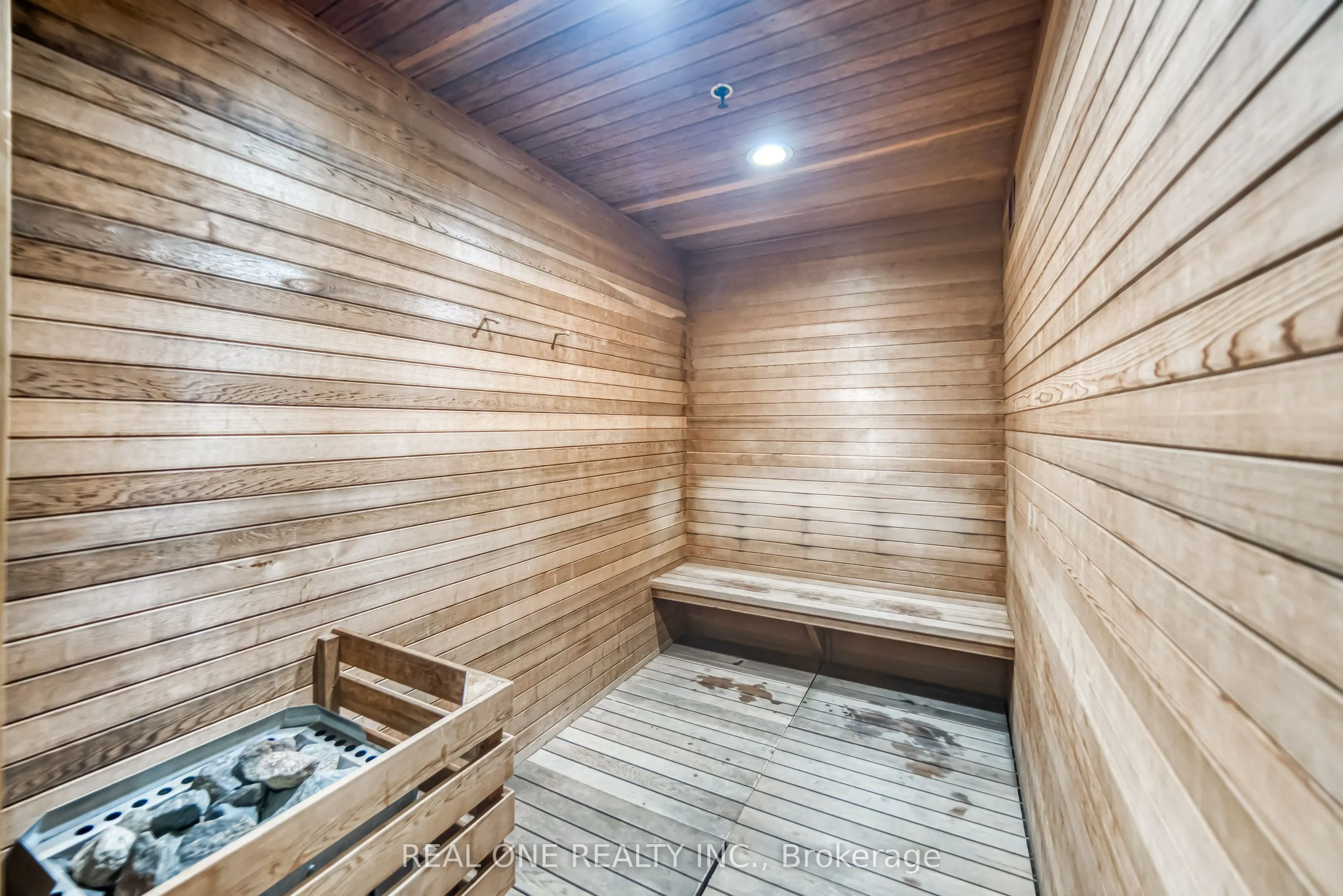 120 Dallimore Circle, #723