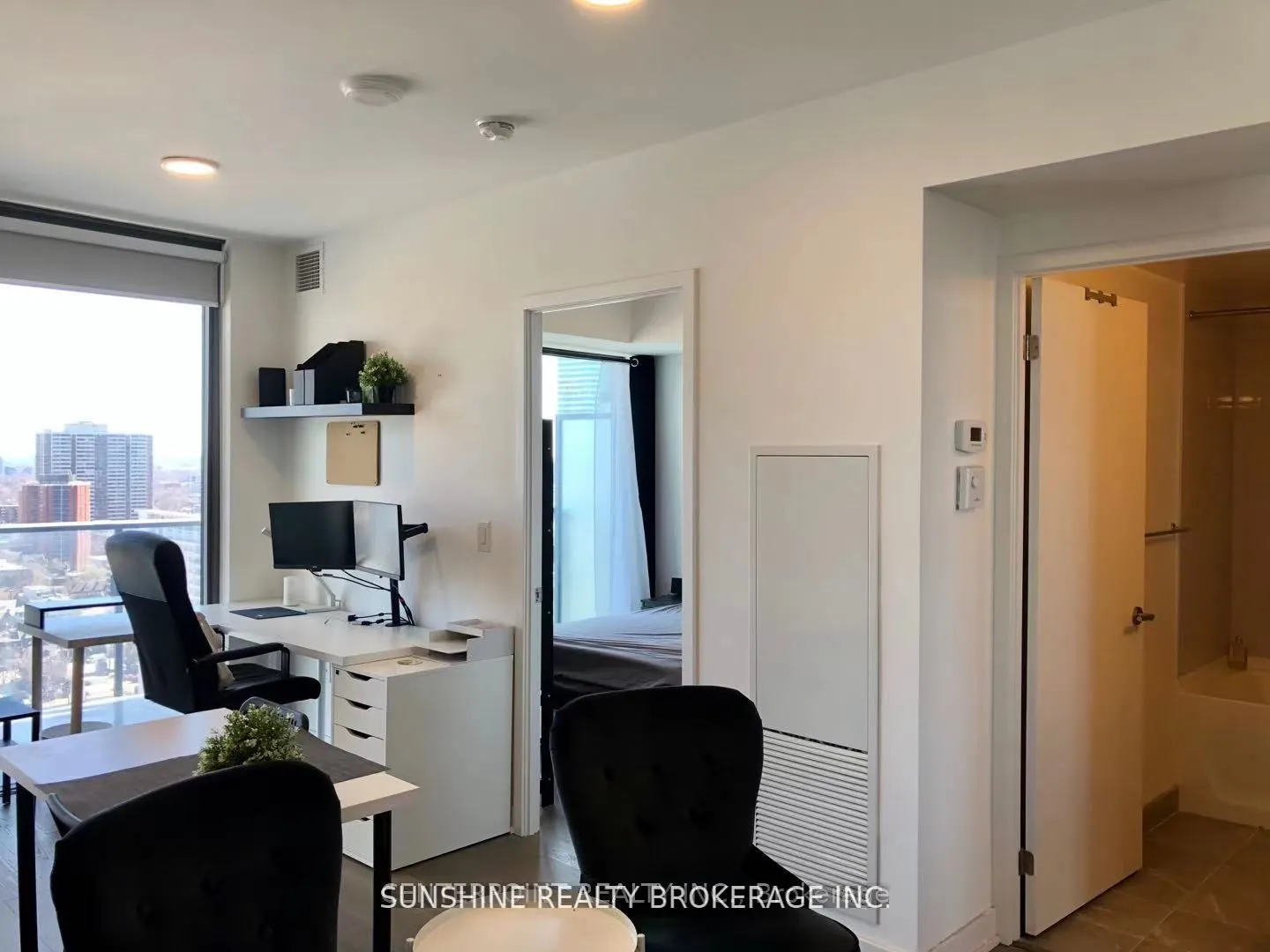 11 Wellesley Street W, #2113
