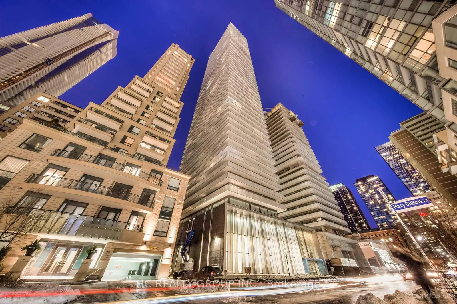 42 Charles Street E, #1708