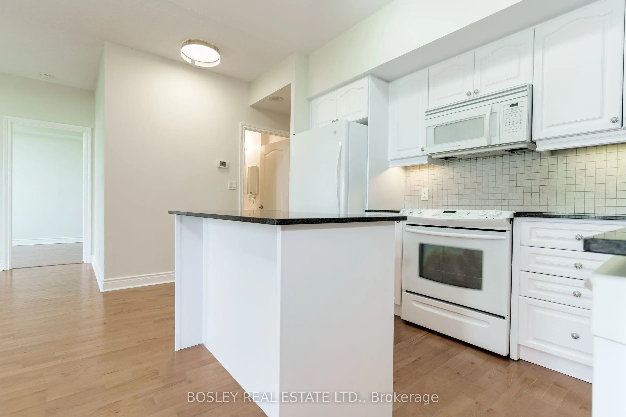 1105 Leslie Street, #801