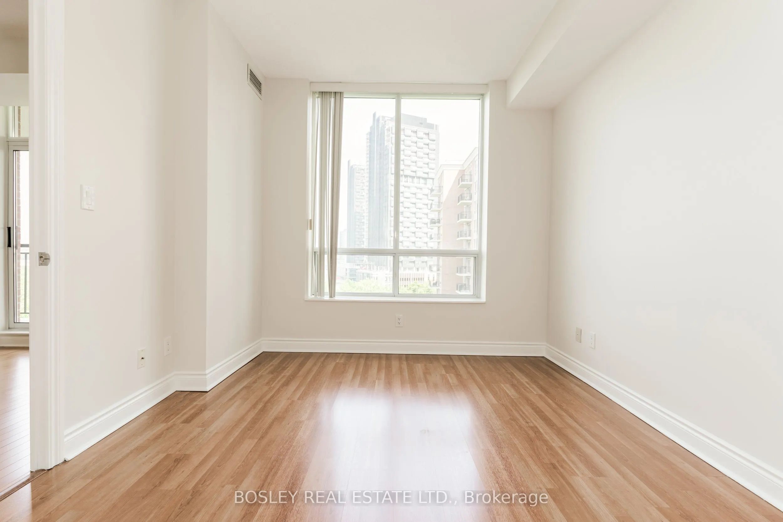 1105 Leslie Street, #801