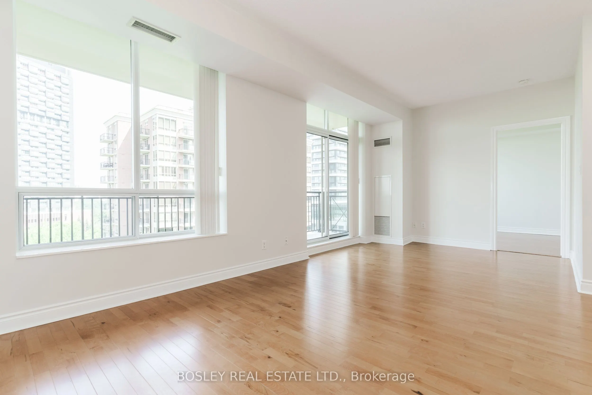 1105 Leslie Street, #801
