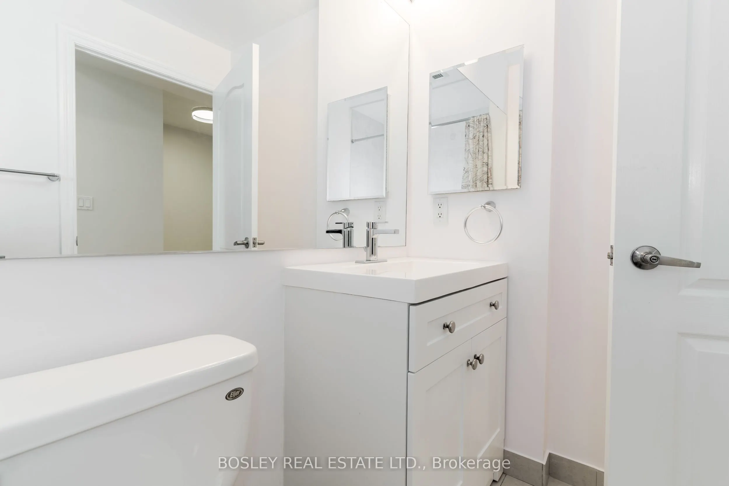 1105 Leslie Street, #801