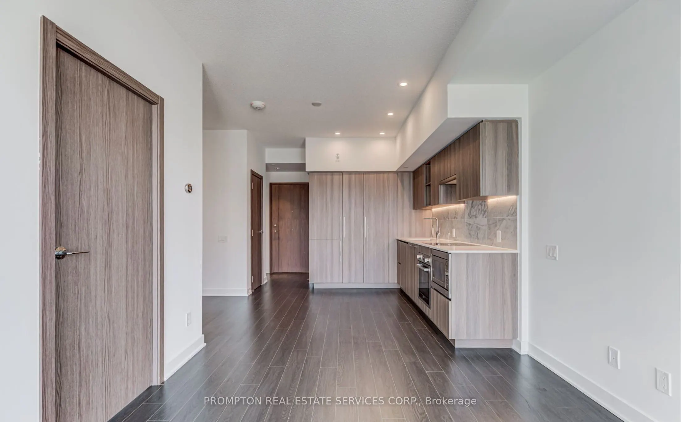 19 Bathurst Street, #3808