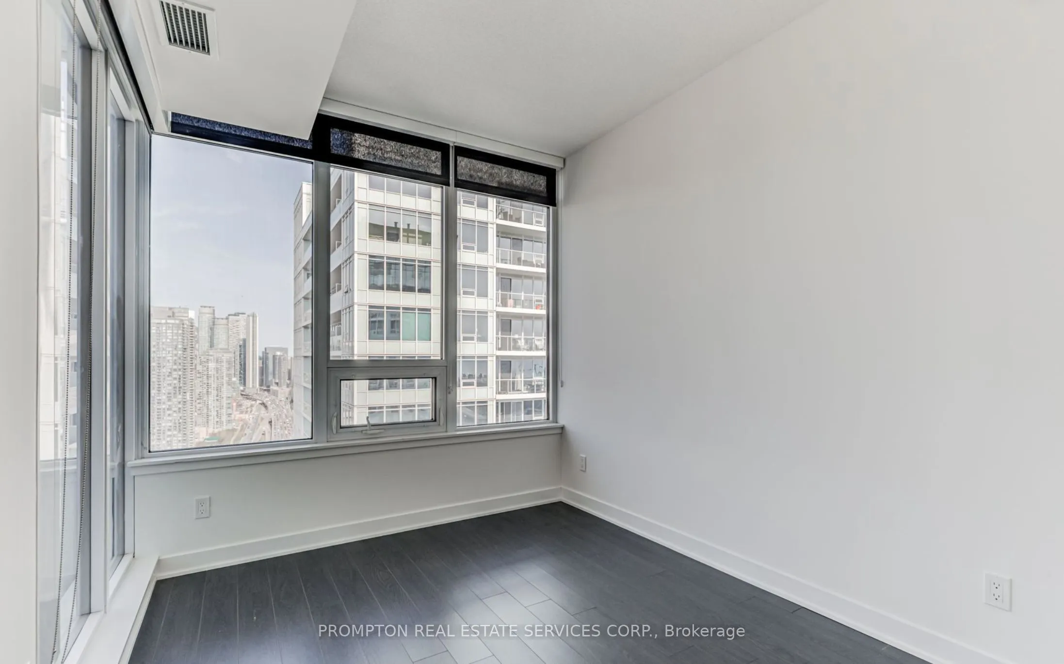 19 Bathurst Street, #3808