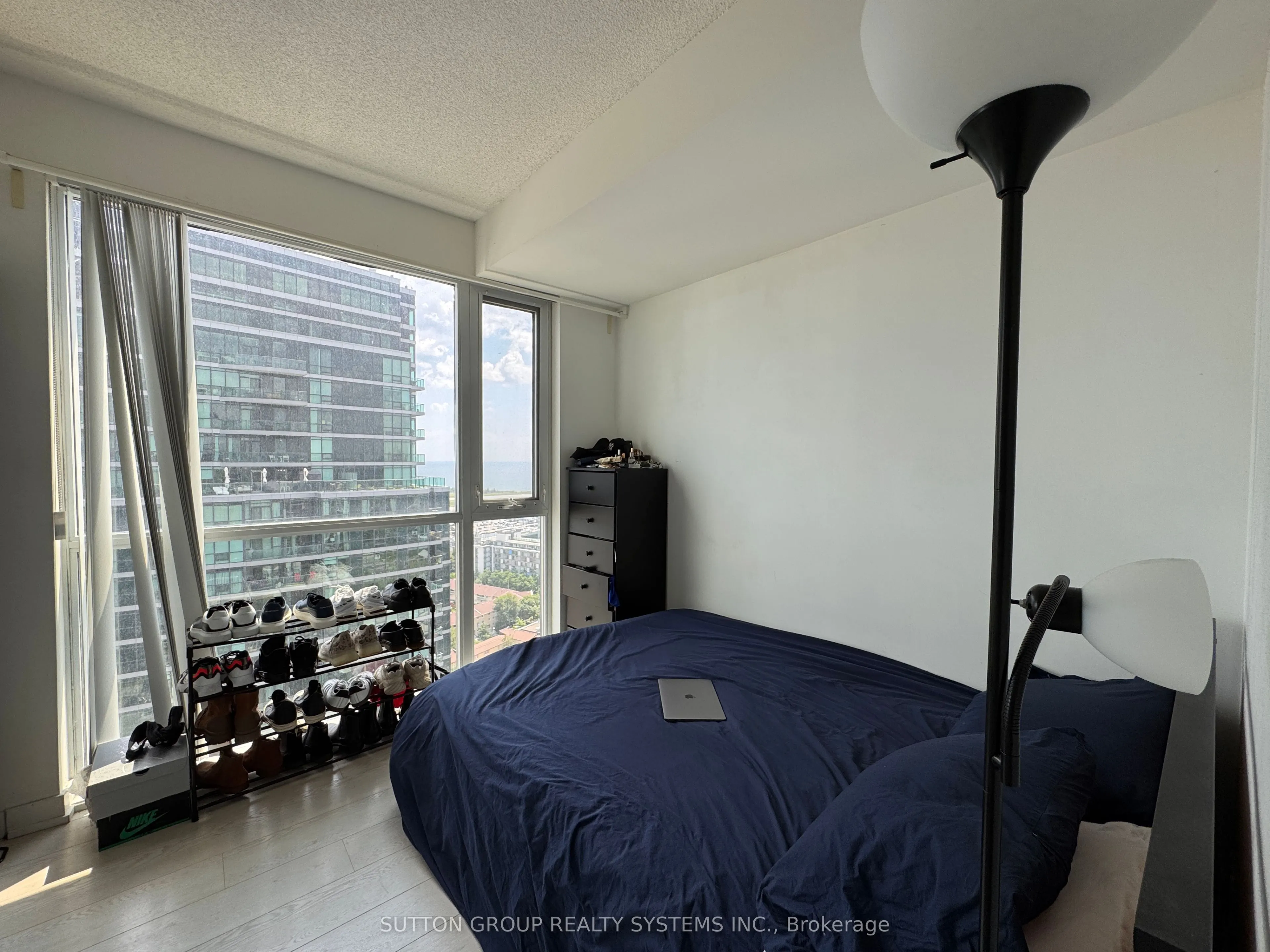 20 Bruyeres Mews, #2908