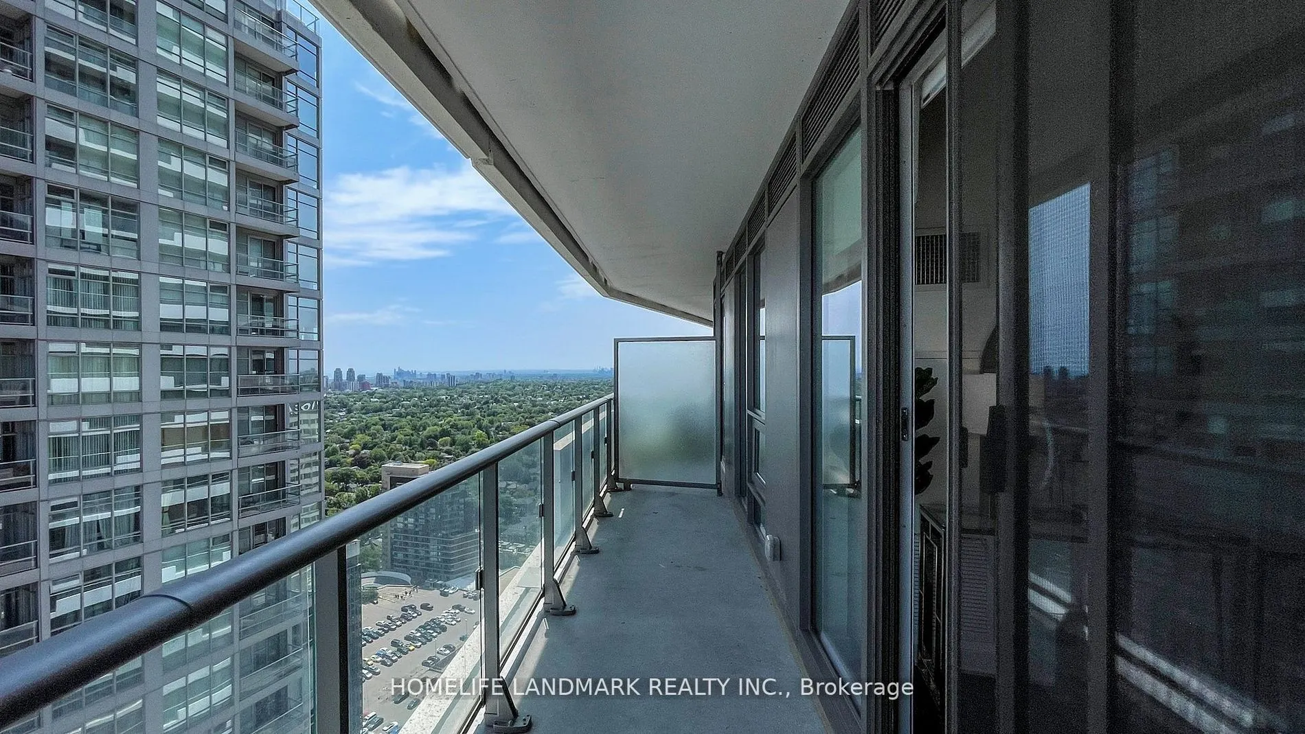 2221 Yonge Street, #3304