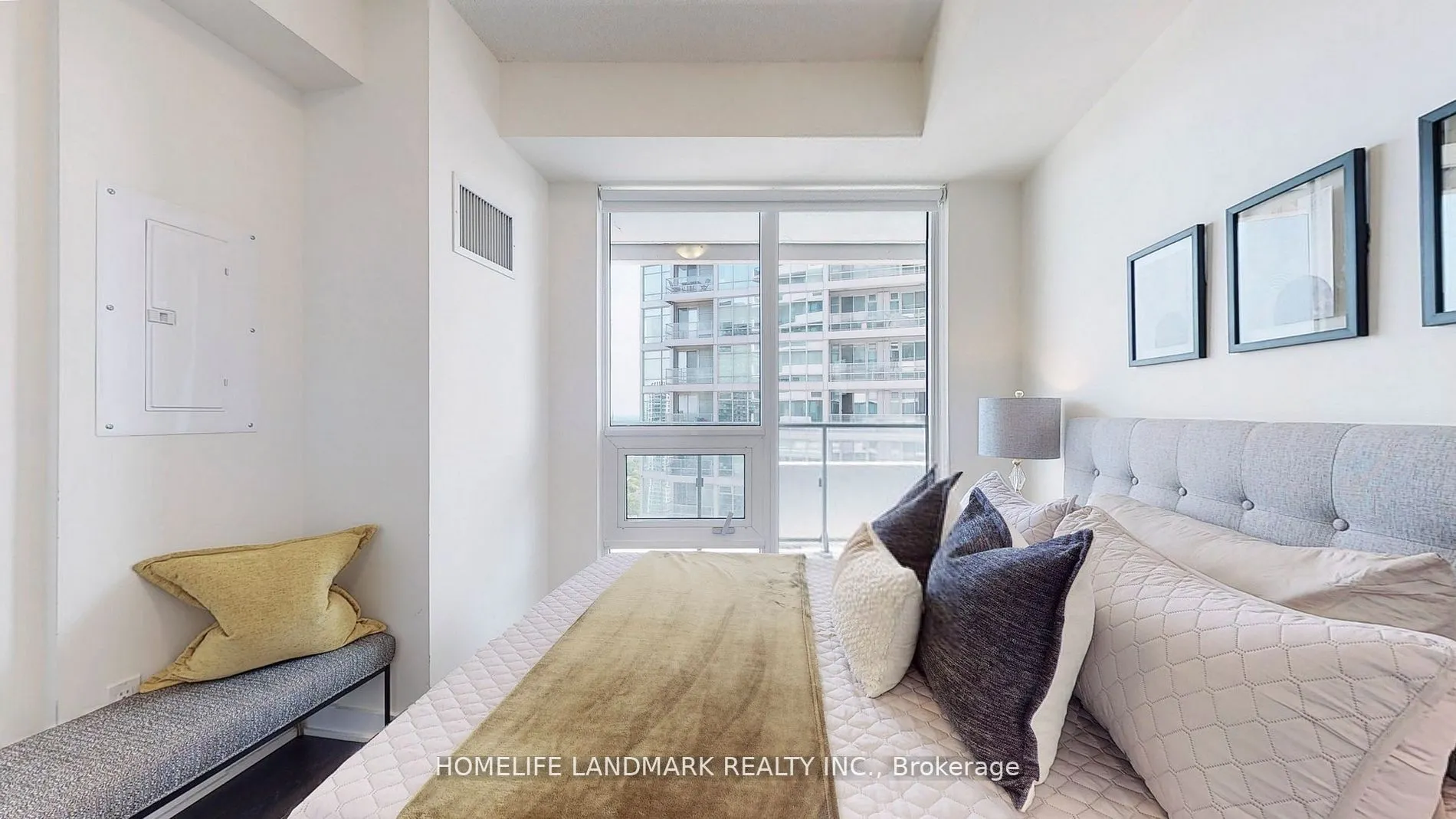 2221 Yonge Street, #3304