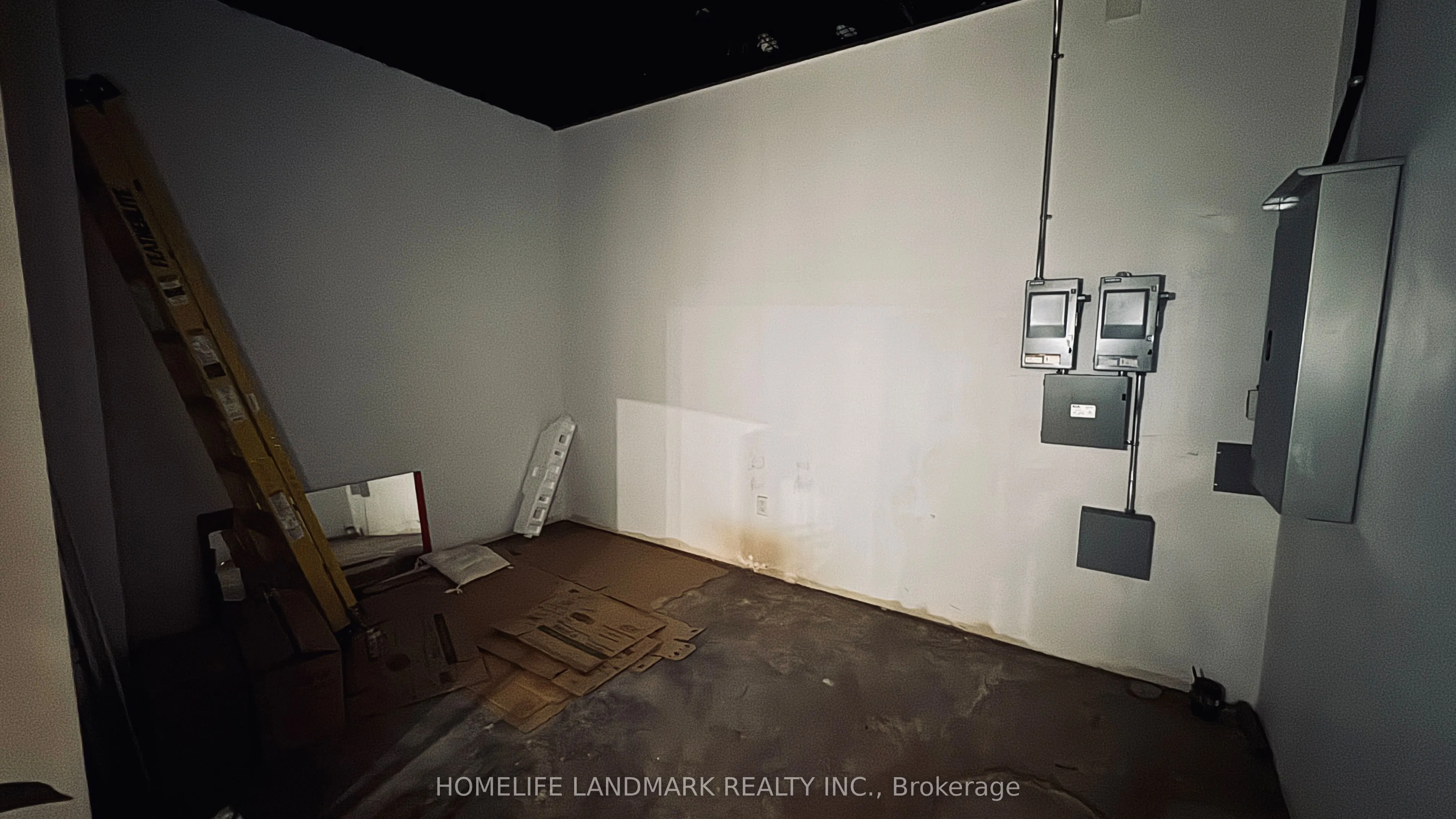 384 Yonge Street, #49