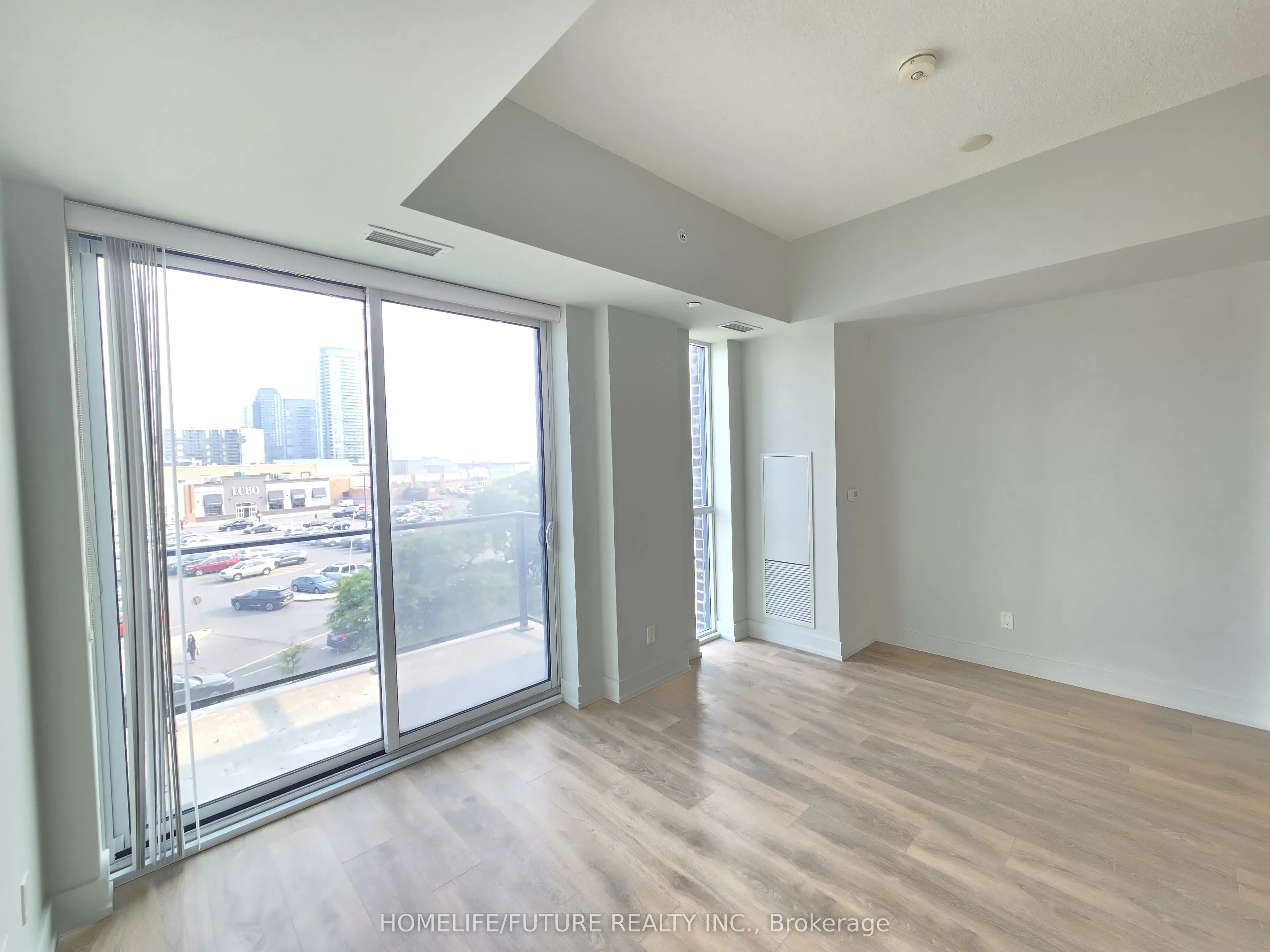 128 Fairview Mall Drive, ##401
