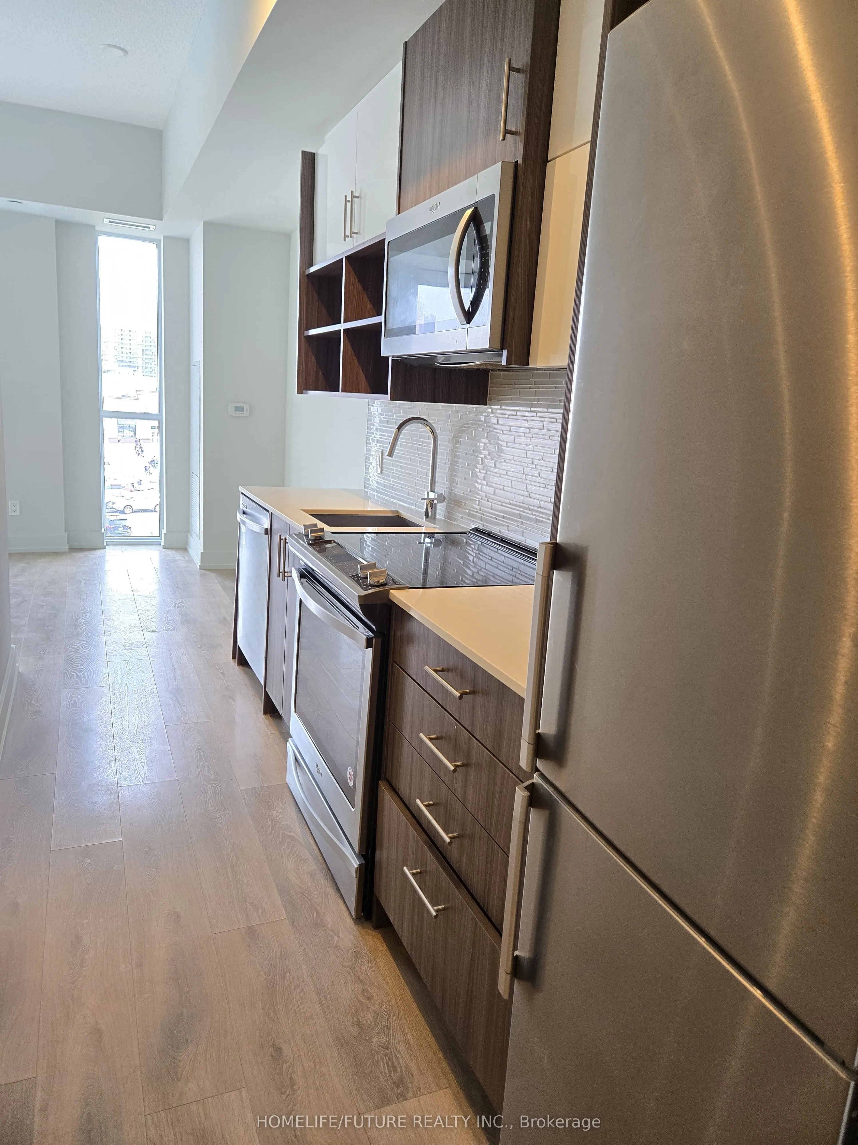128 Fairview Mall Drive, ##401
