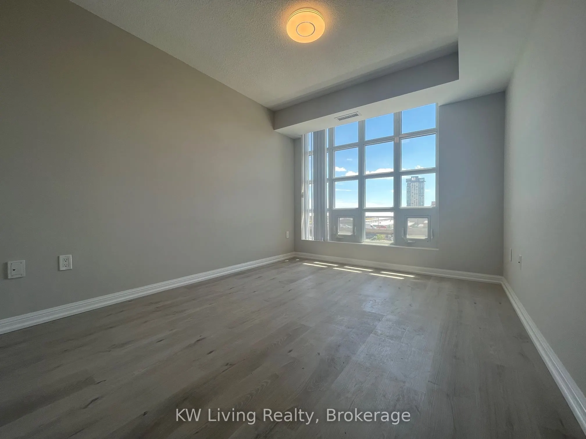 75 East Liberty Street, #604