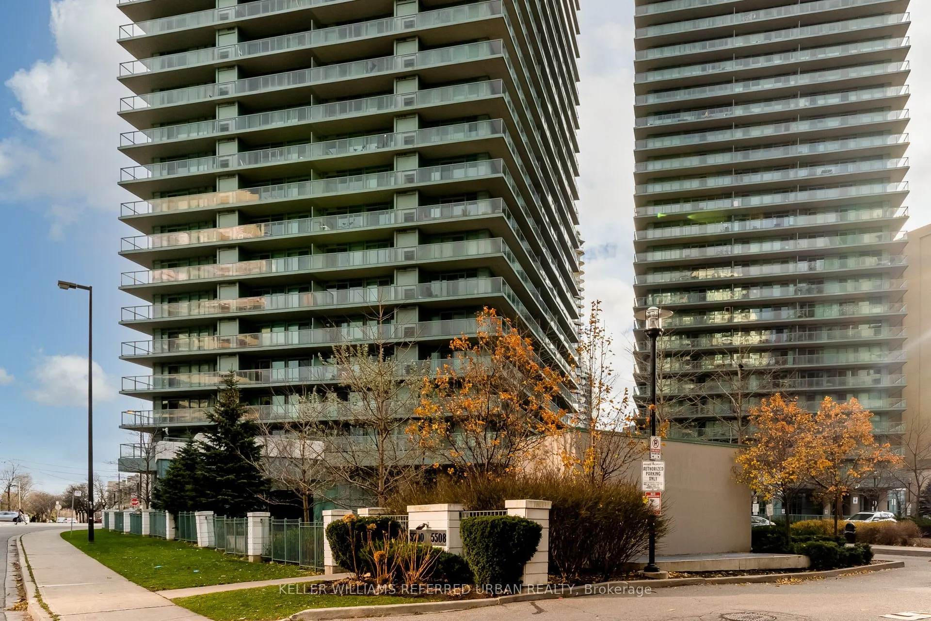5500 Yonge Street, #1605