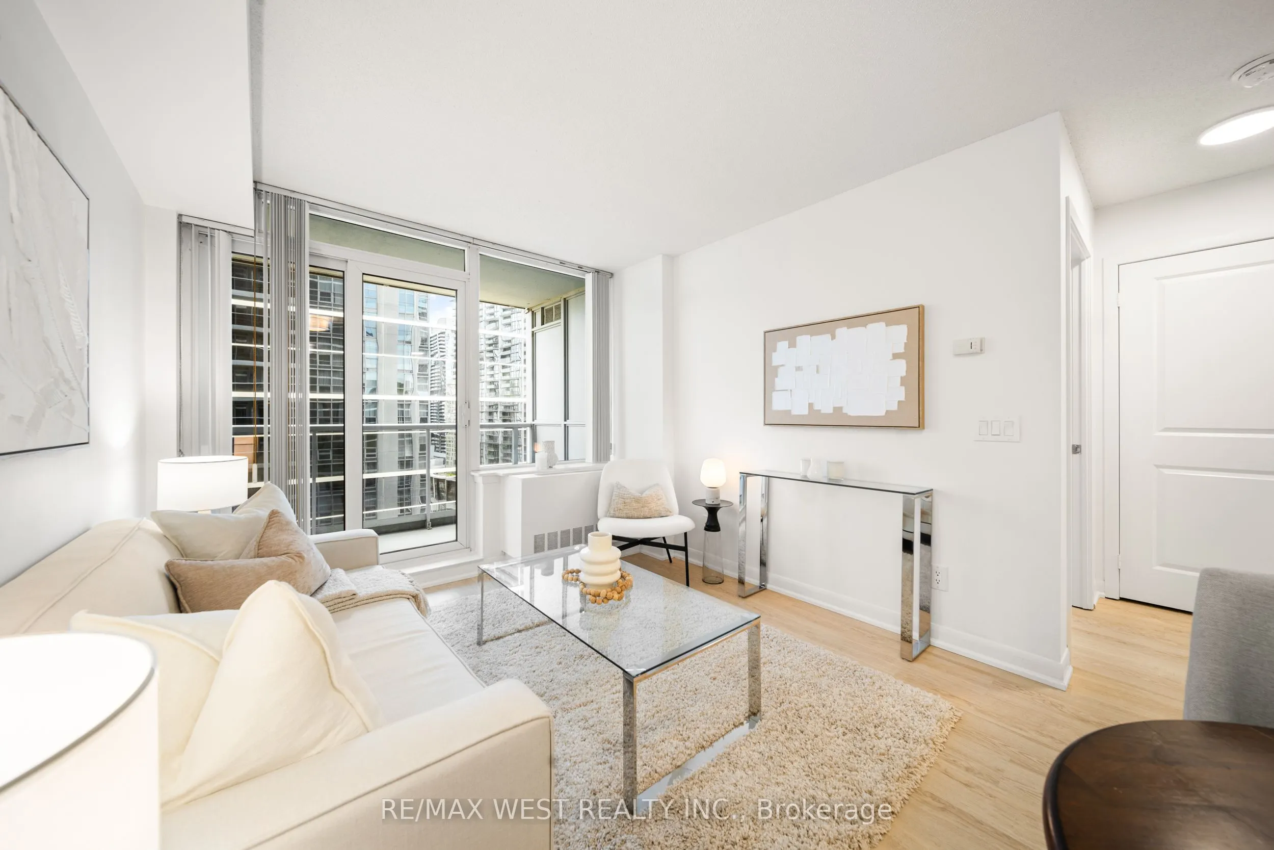 4978 Yonge Street, #1912