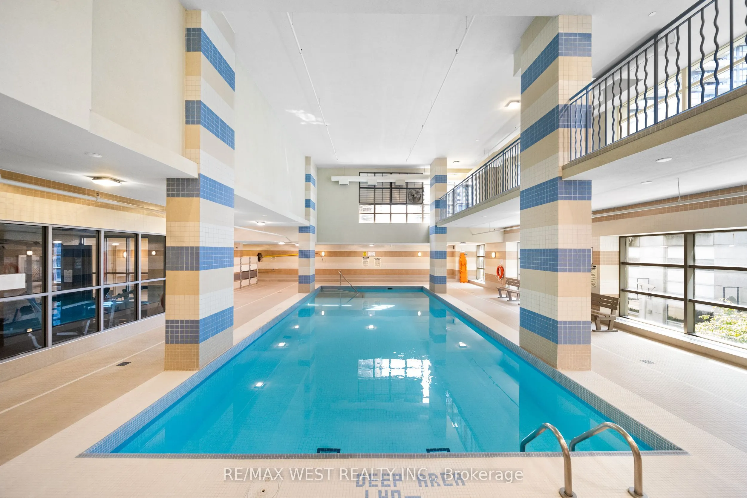 4978 Yonge Street, #1912