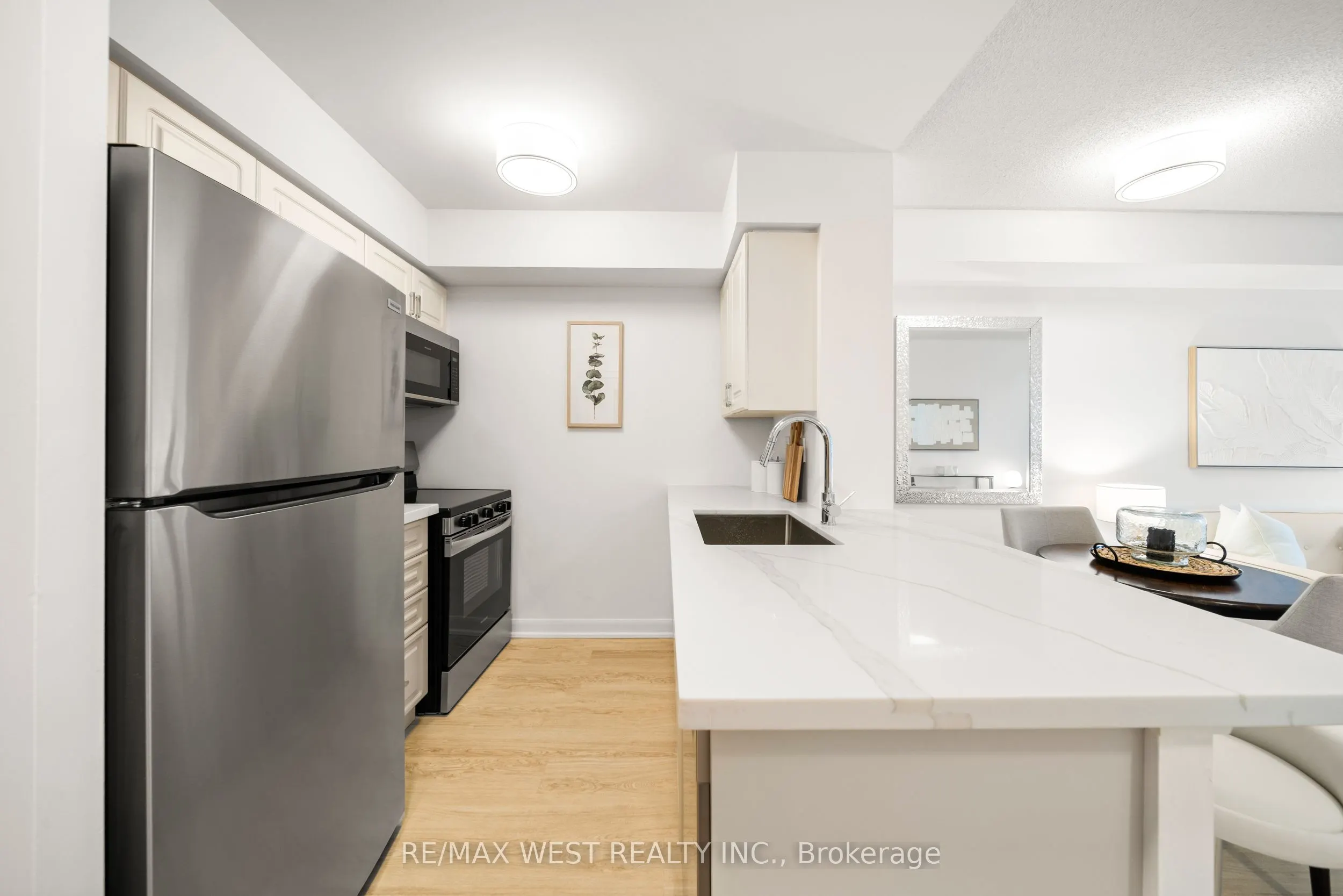 4978 Yonge Street, #1912