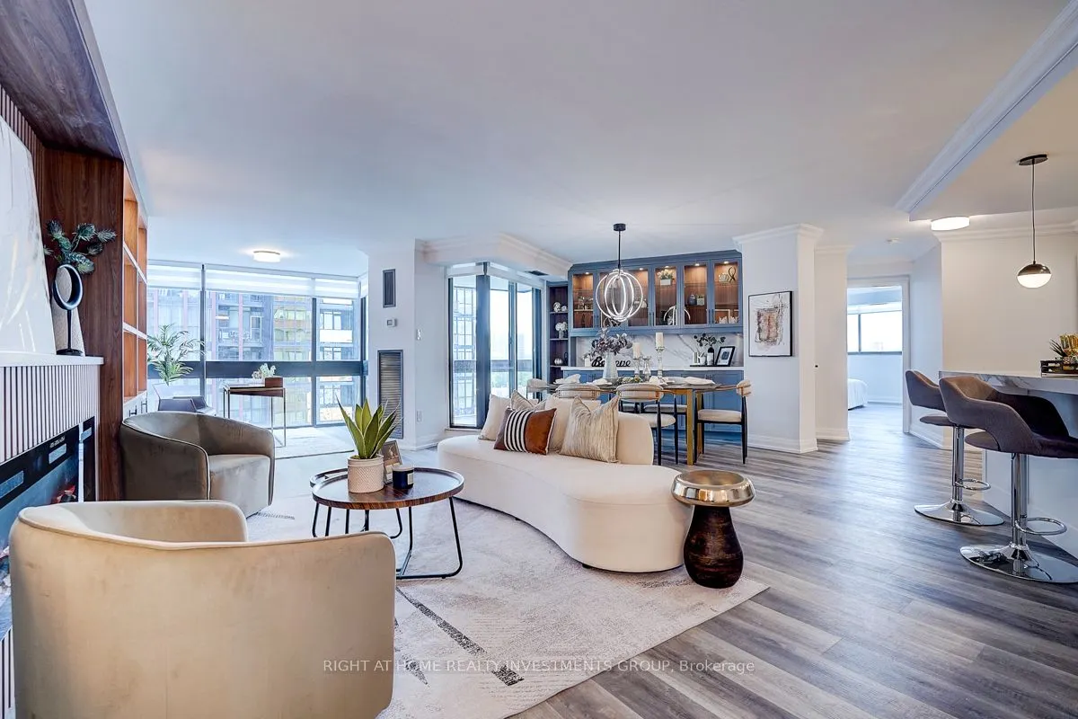 15 McMurrich Street, #1202