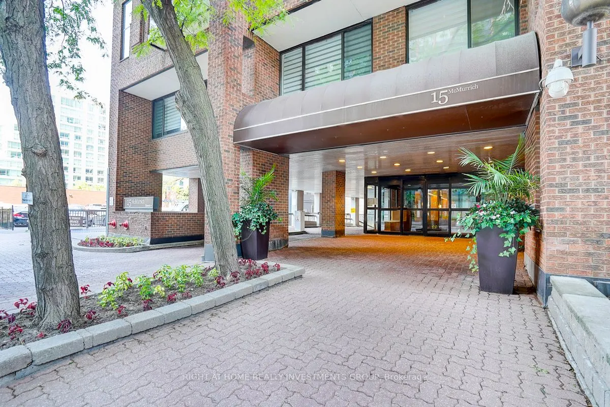 15 McMurrich Street, #1202