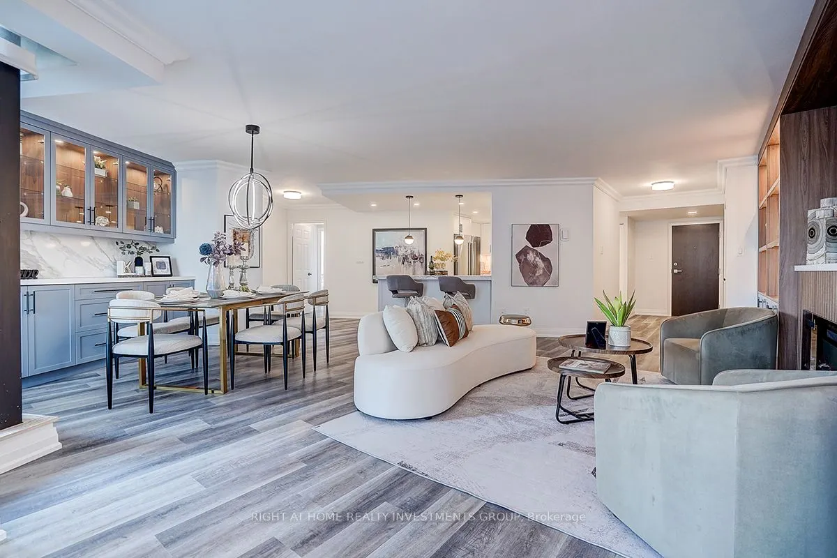 15 McMurrich Street, #1202
