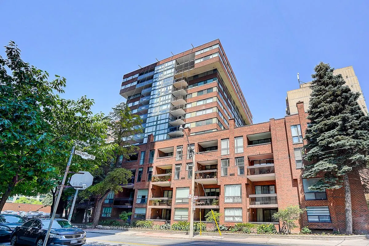 15 McMurrich Street, #1202