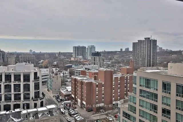 914 Yonge Street, #1212