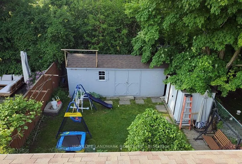 45 Hollyberry Trail
