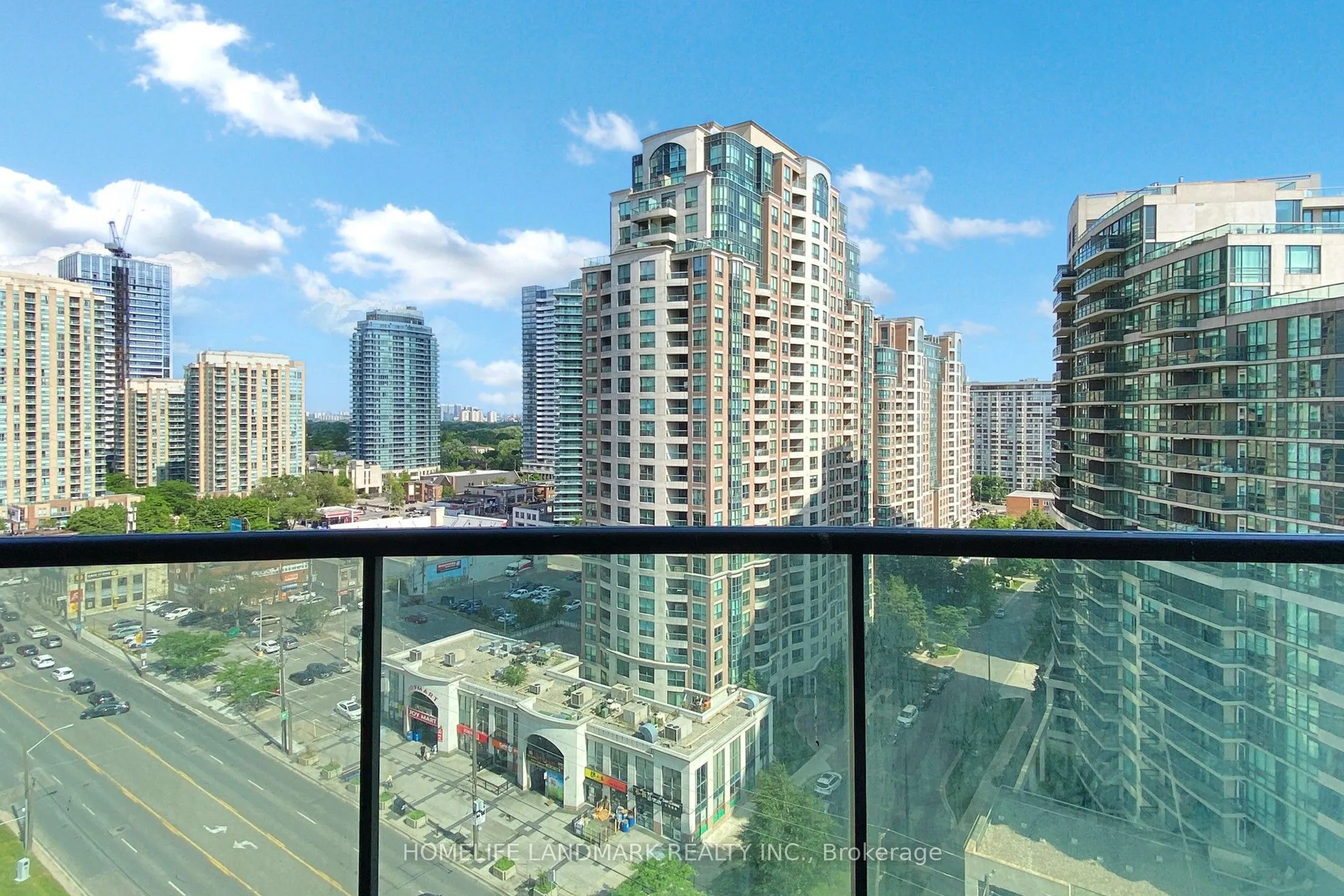 15 Greenview Avenue, #1405