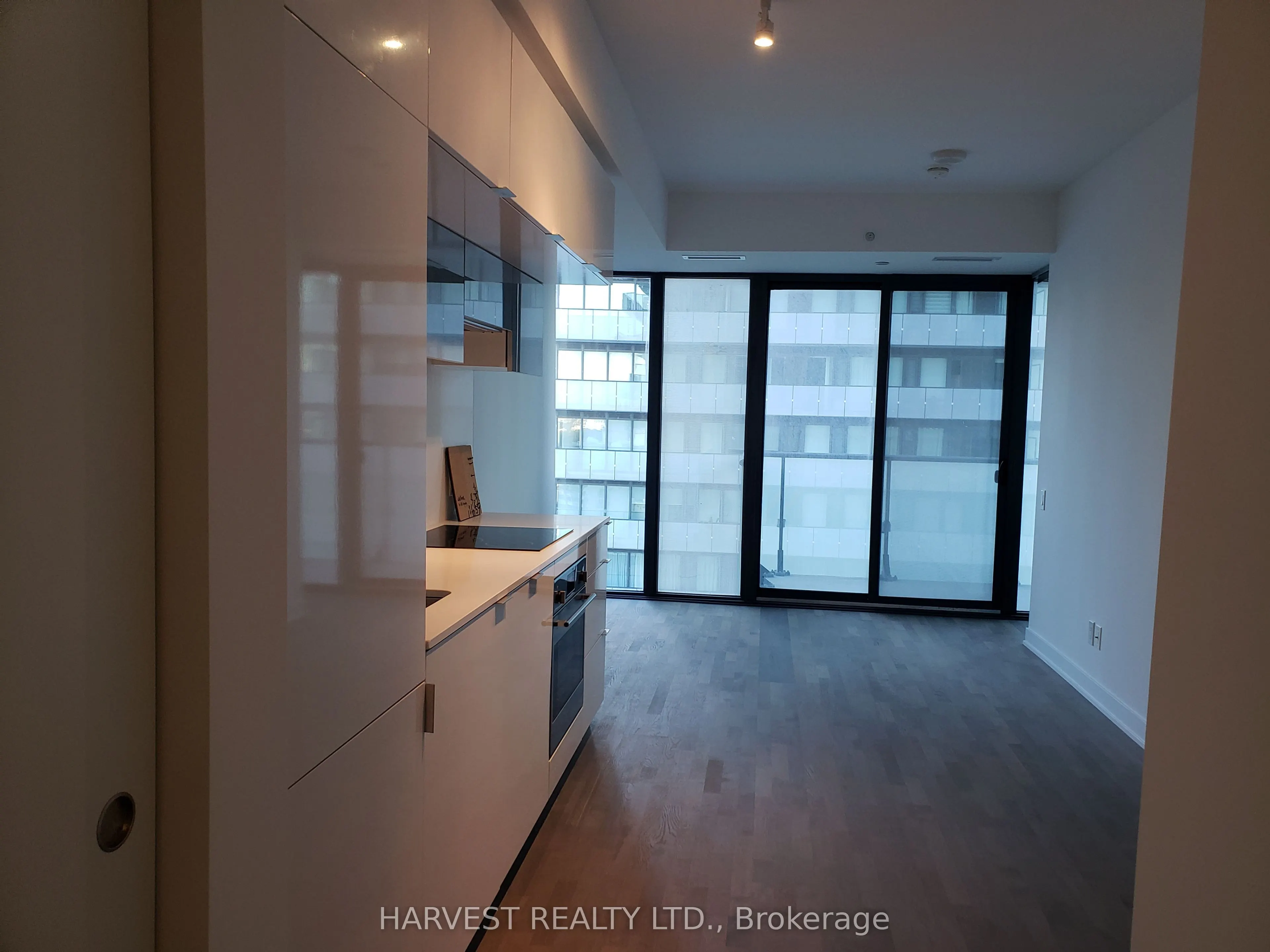 185 Roehampton Avenue, #1513
