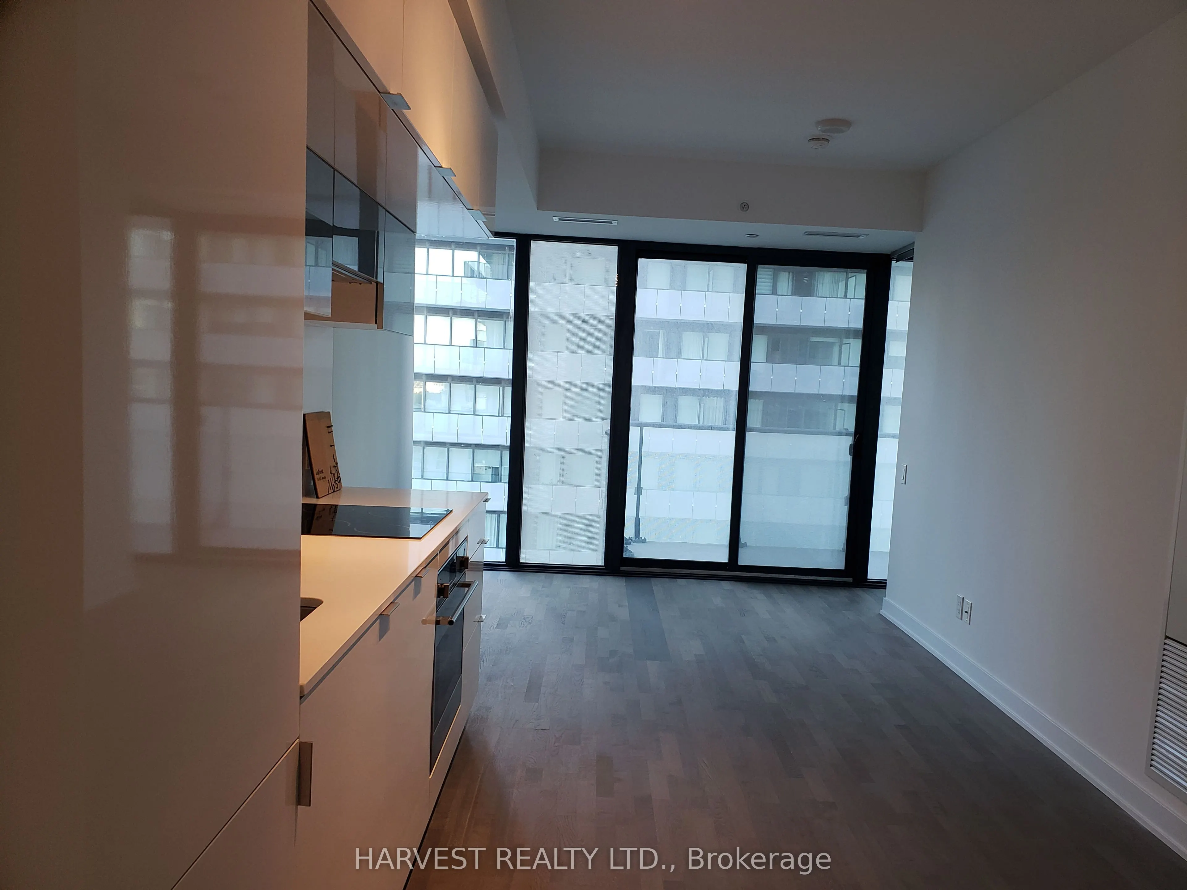 185 Roehampton Avenue, #1513