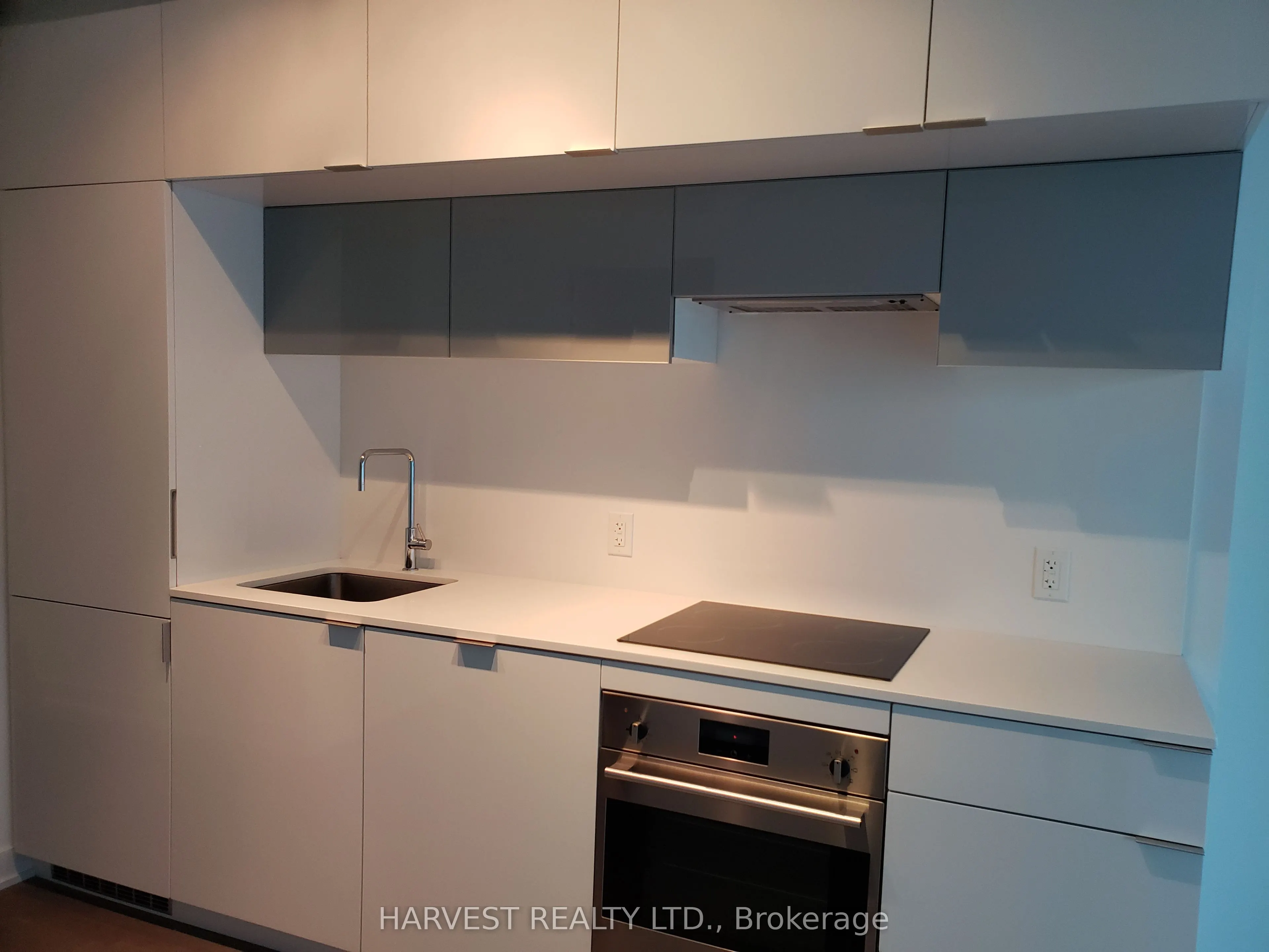 185 Roehampton Avenue, #1513