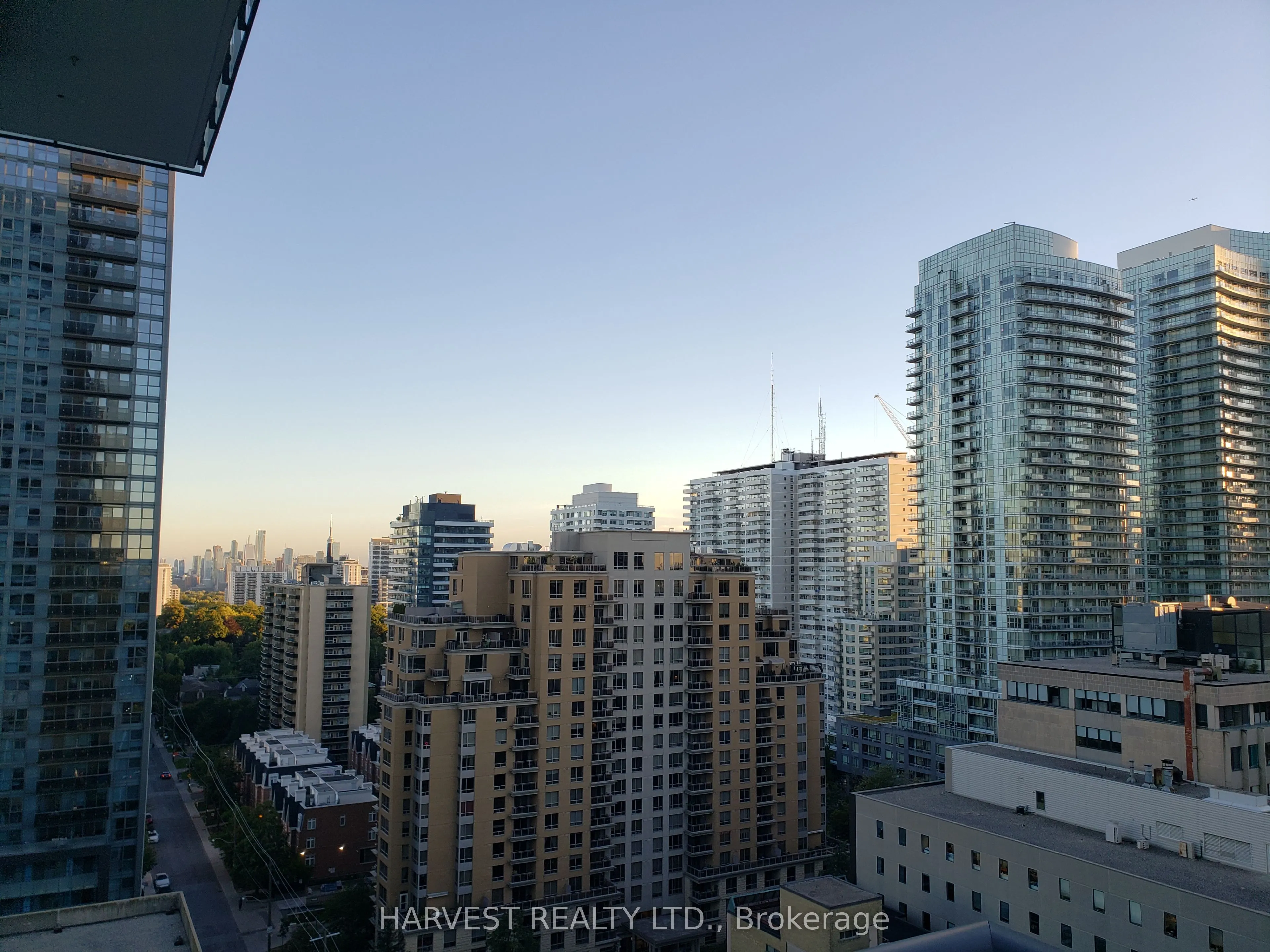 185 Roehampton Avenue, #1513
