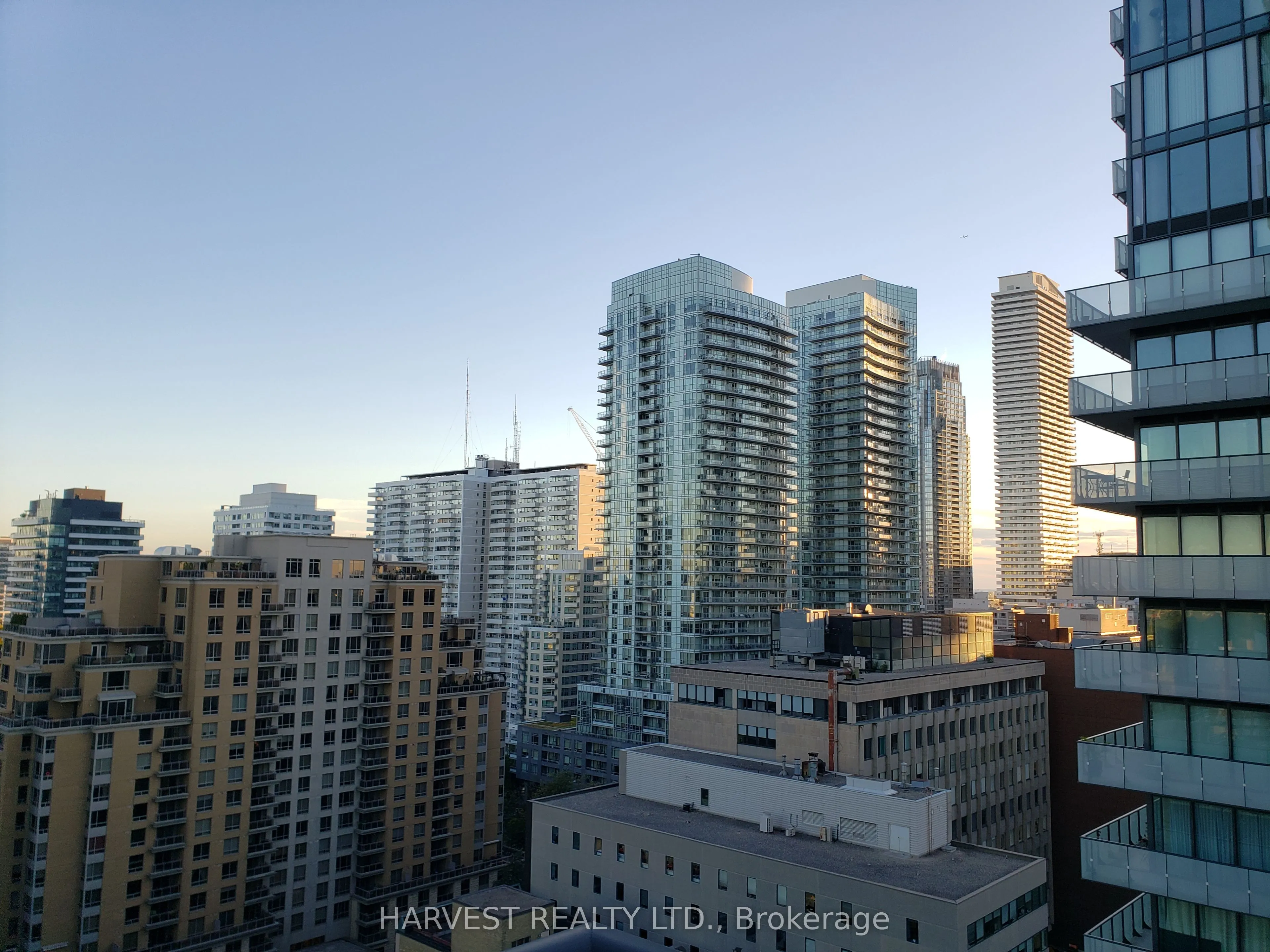 185 Roehampton Avenue, #1513
