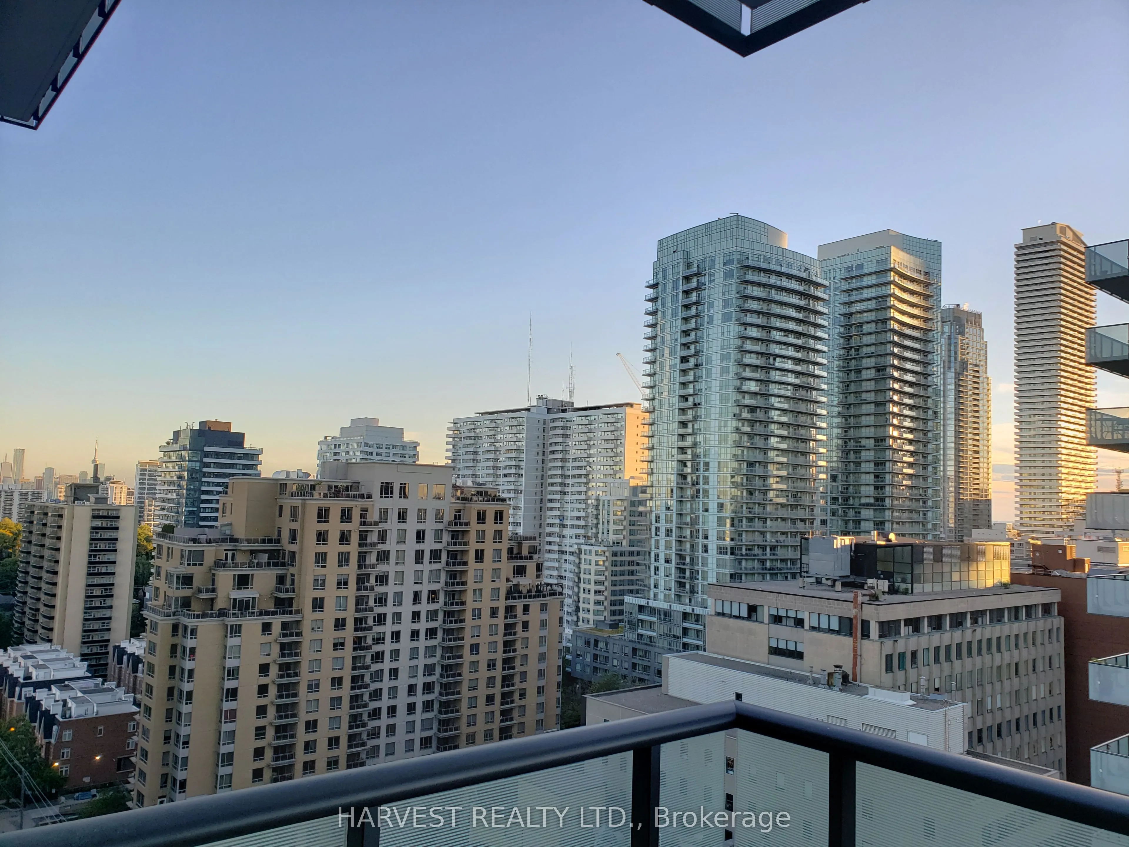 185 Roehampton Avenue, #1513