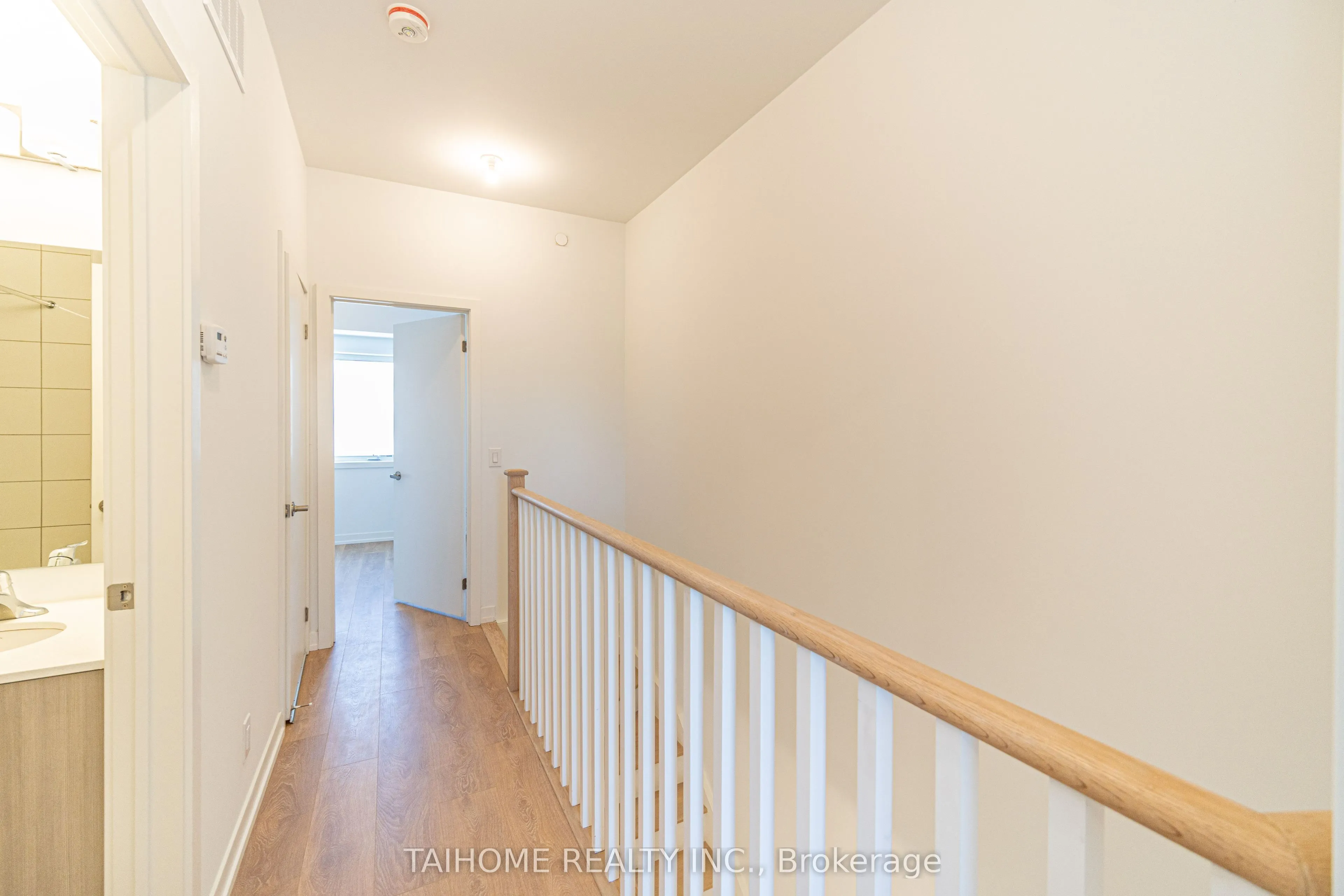 35 CASE OOTES Drive
