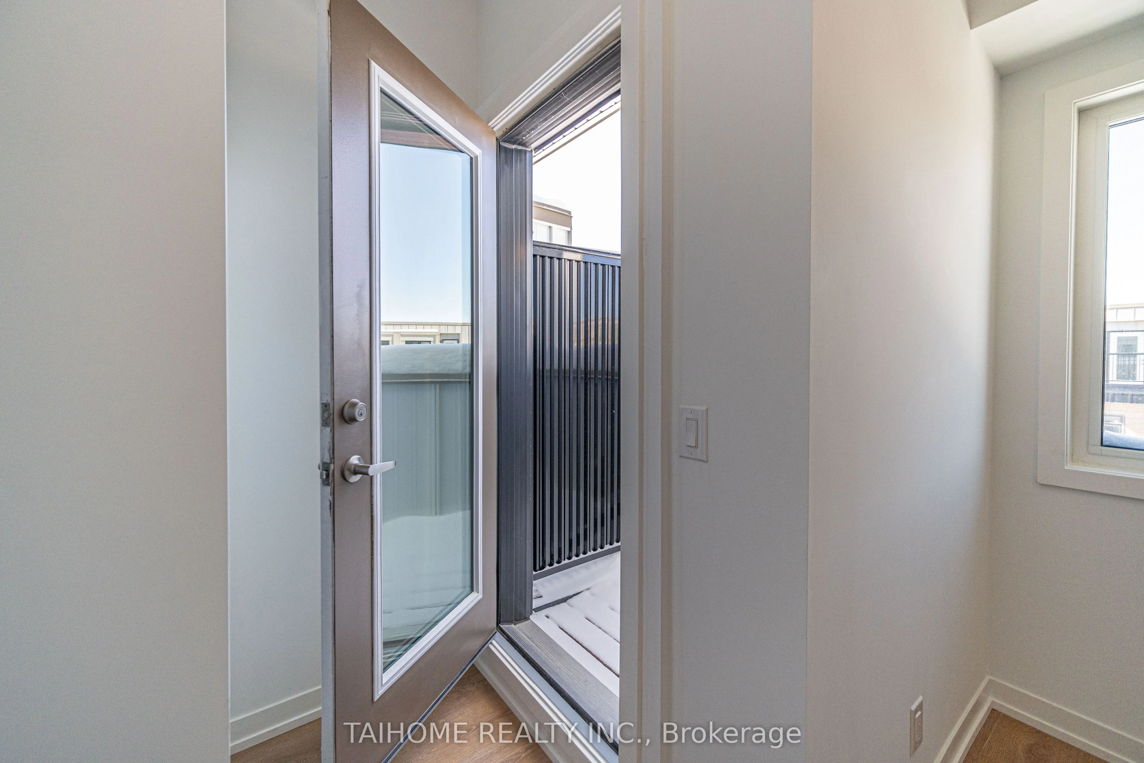 35 CASE OOTES Drive