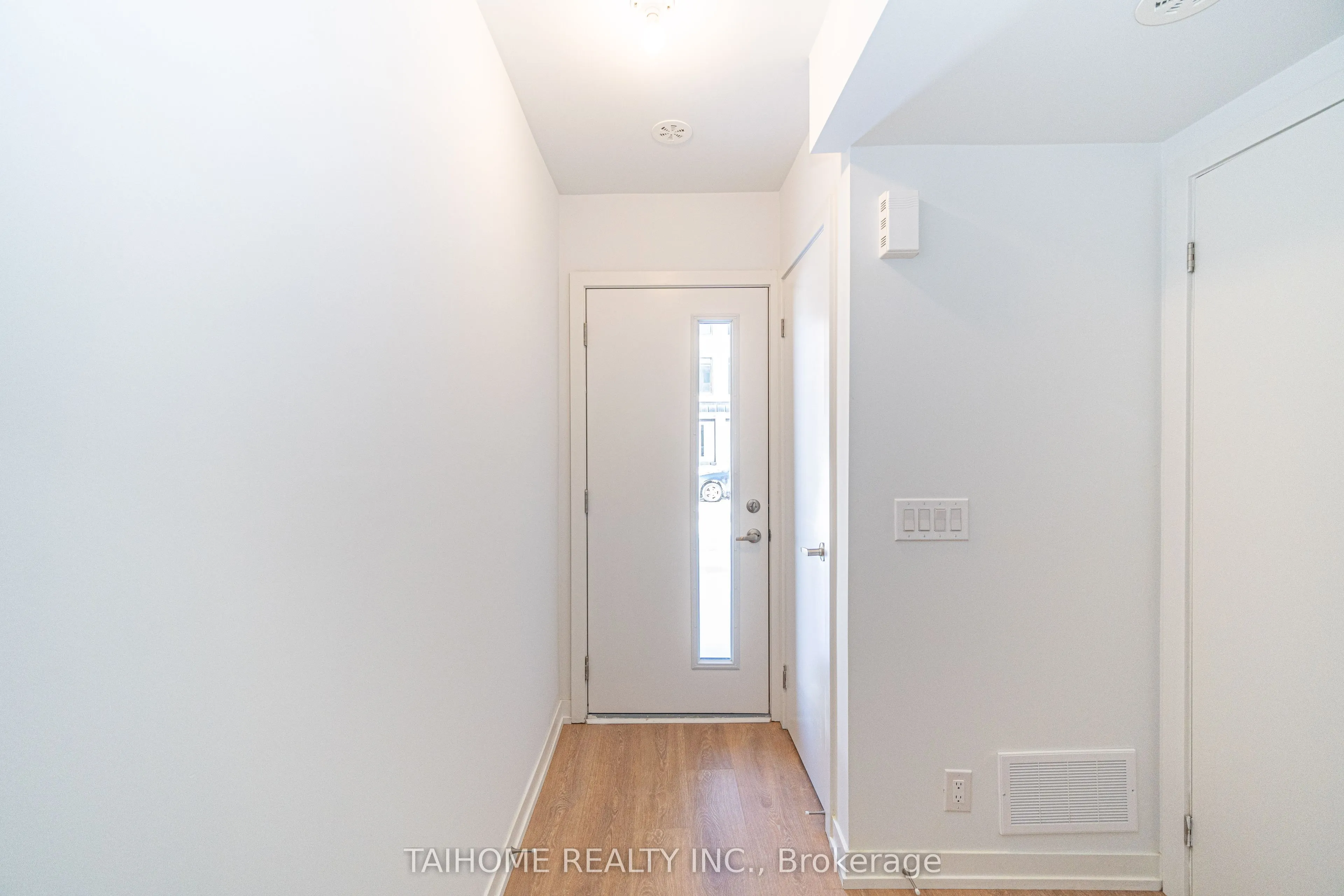 35 CASE OOTES Drive