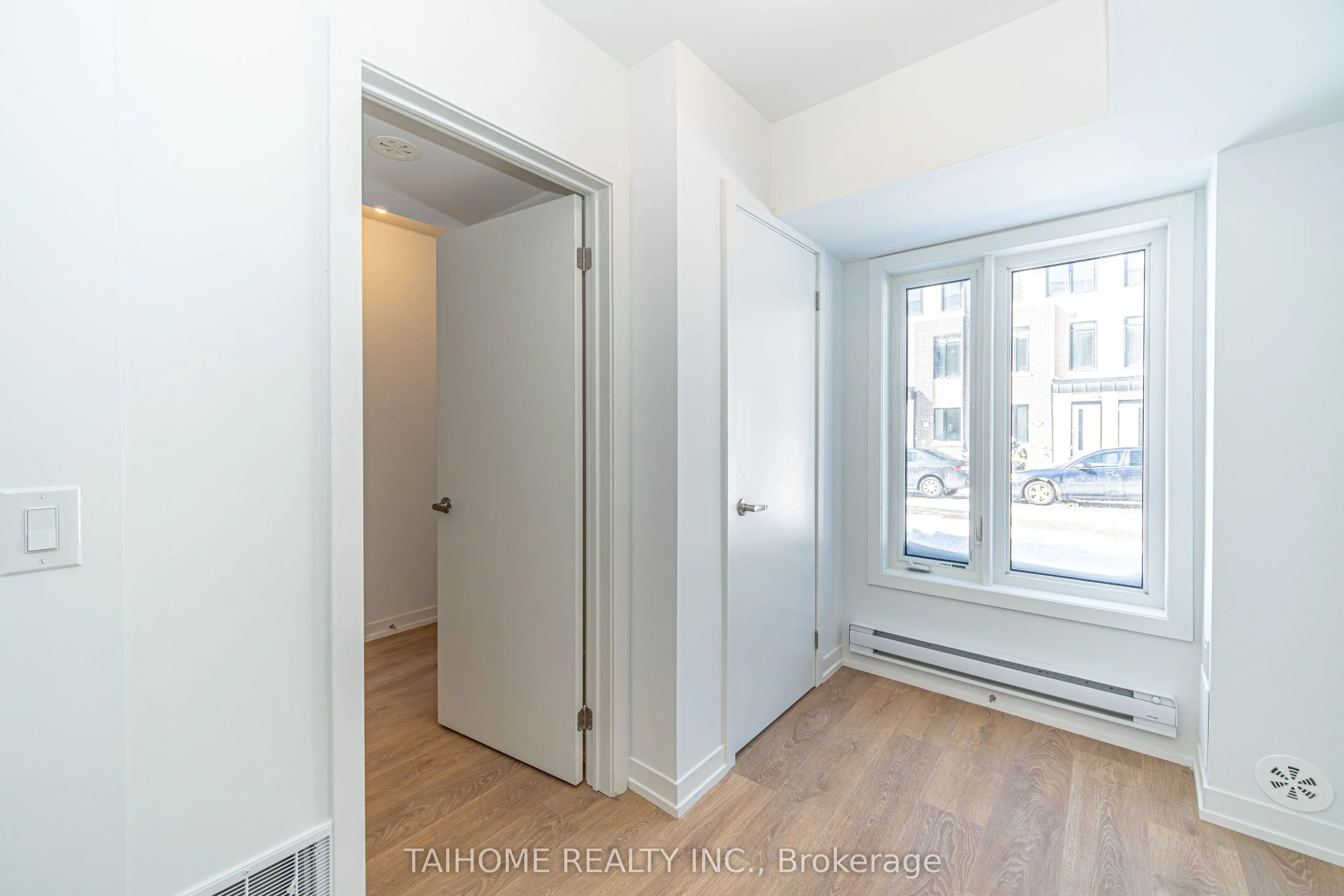 35 CASE OOTES Drive