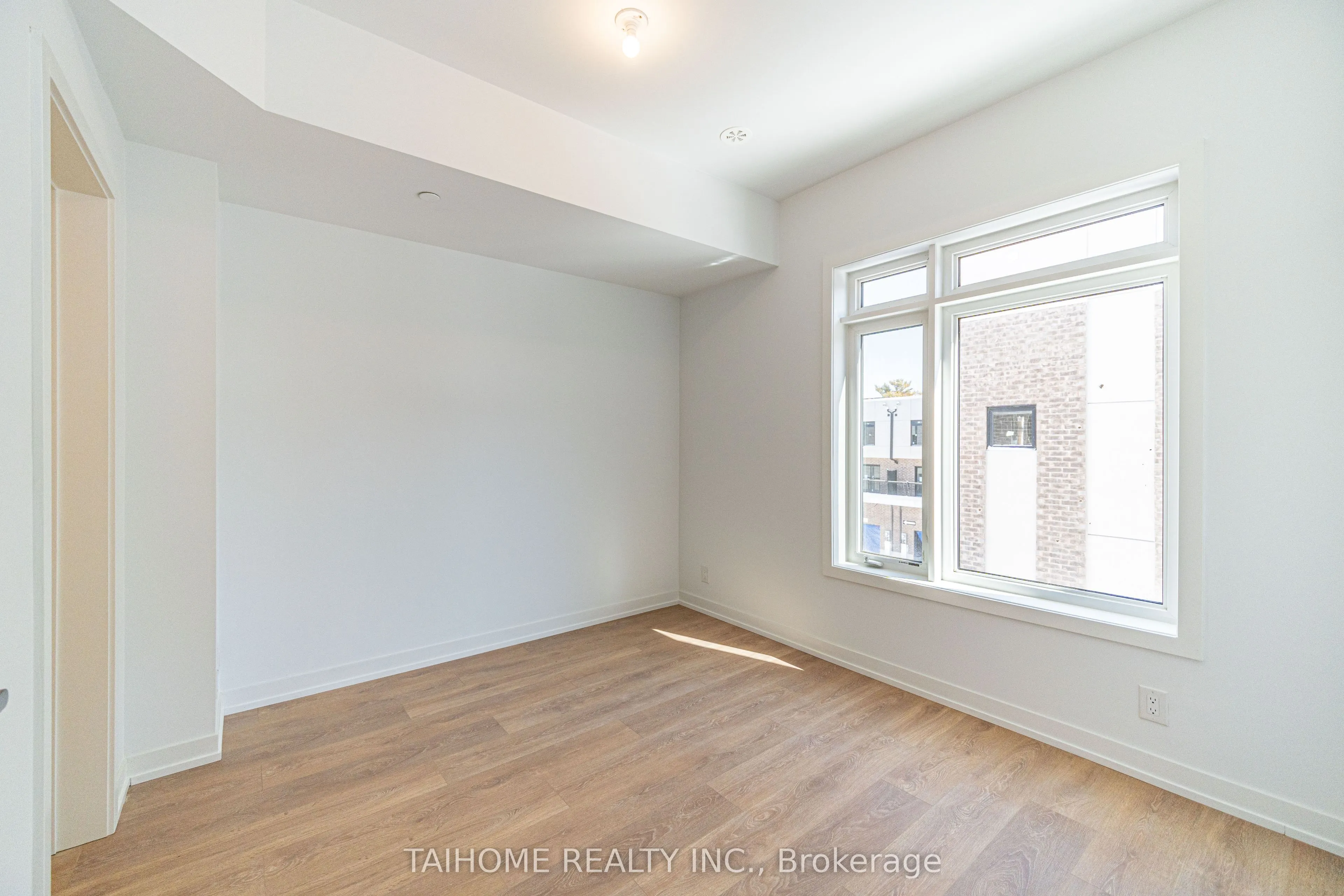 35 CASE OOTES Drive