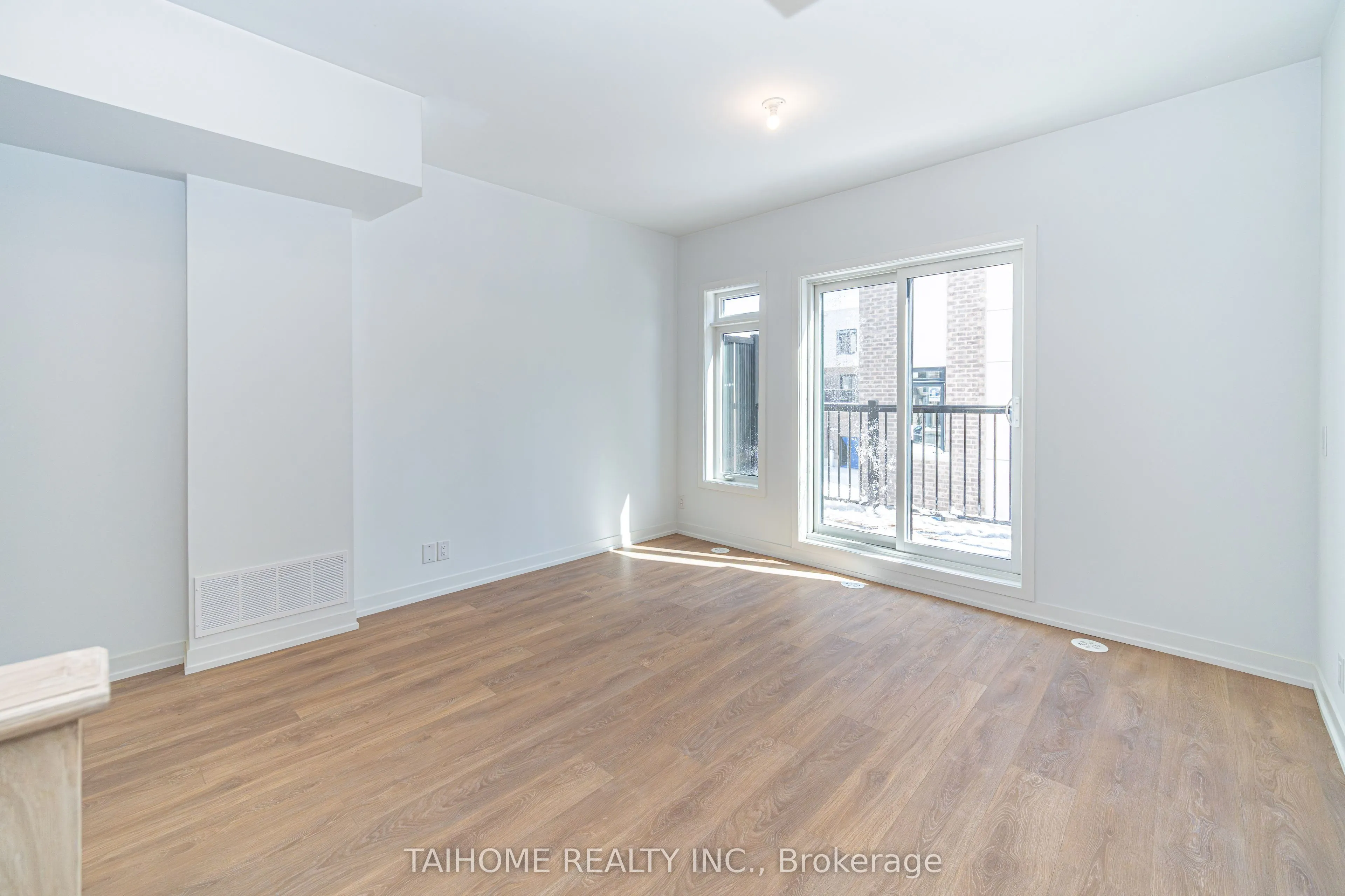 35 CASE OOTES Drive
