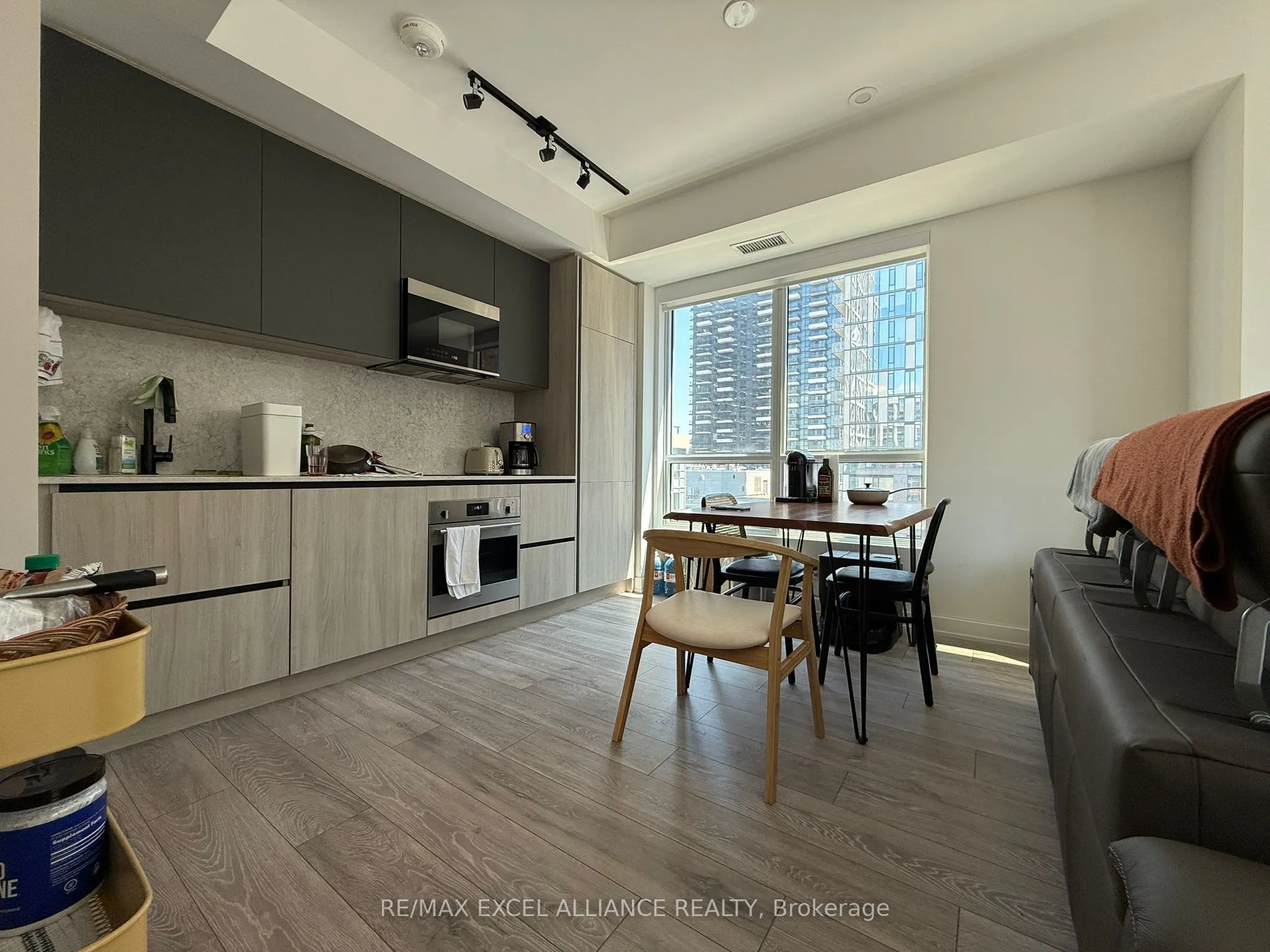 108 Peter Street, #1316